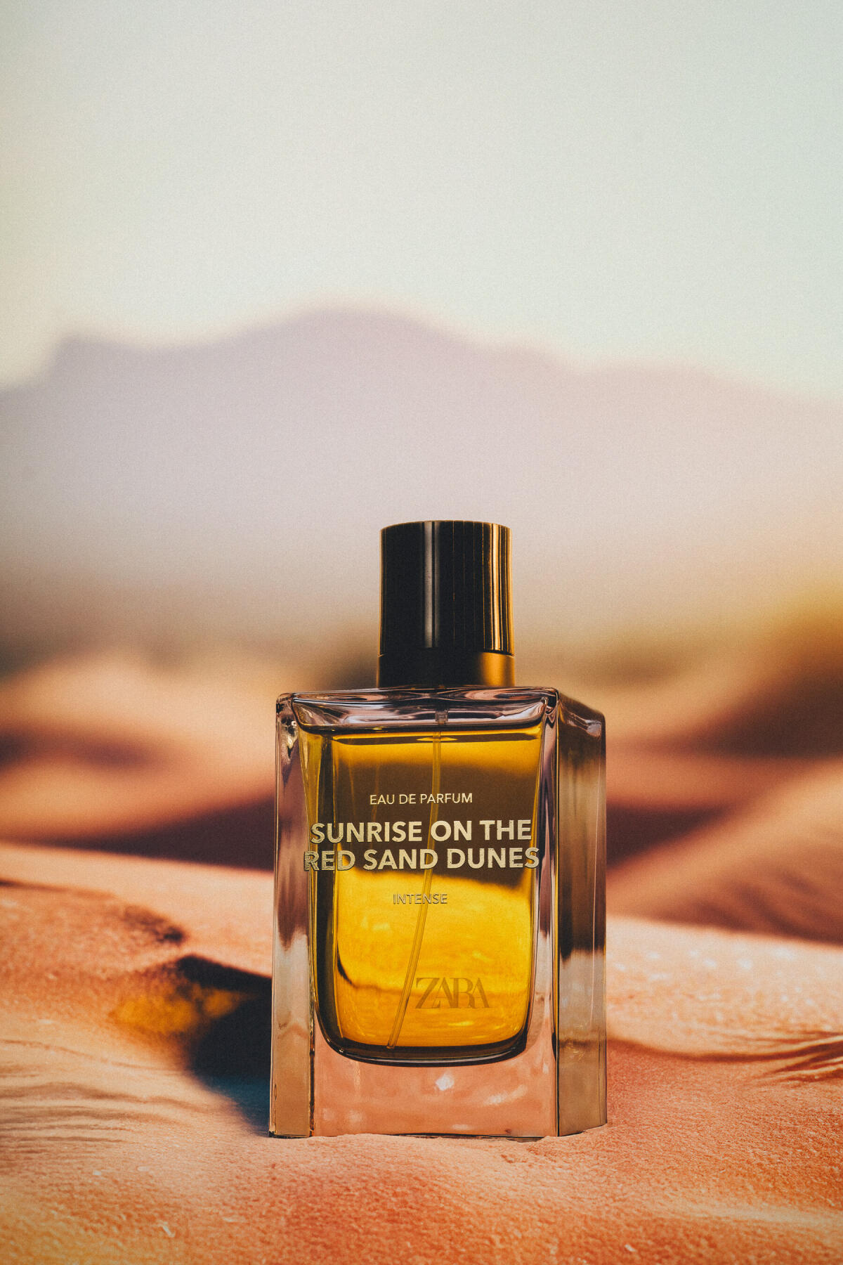 عطر ادکلن سانرایز آن د رد سند دونز اینتنس زَرا - Sunrise on the Red Sand Dunes Intense Zara - بررسی، قیمت و خرید