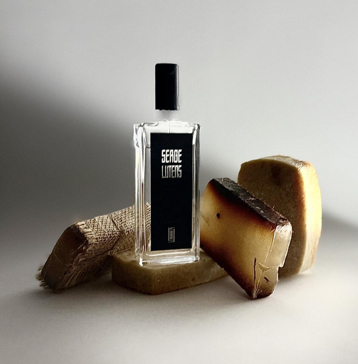 عطر ادکلن لورفلین سرج لوتنز - L'orpheline Serge Lutens - بررسی، قیمت و خرید