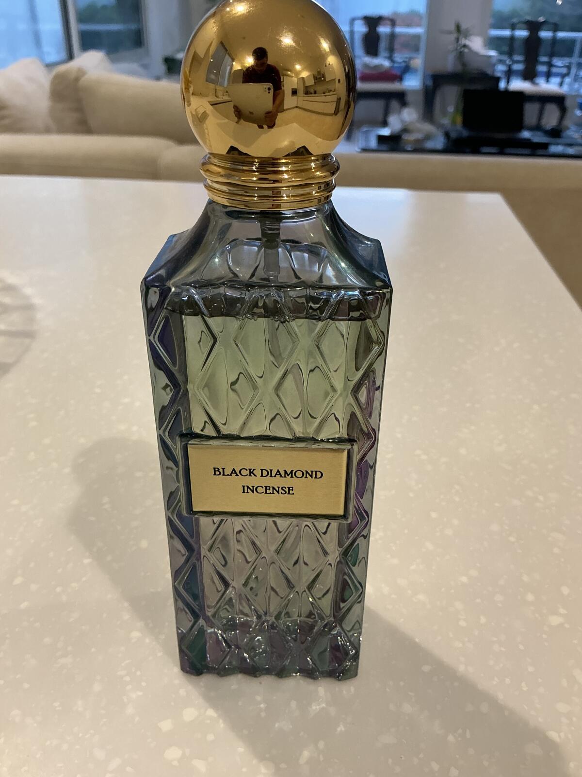 عطر ادکلن بِلَک دایموند اینسنس ابراهیم القراشی - Black Diamond Incense Ibraheem AlQurashi - بررسی، قیمت و خرید