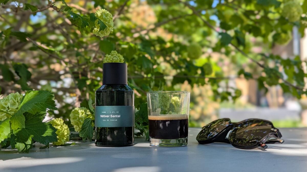 عطر ادکلن ویتیور سانتال ماری ژان - Vétiver Santal Marie Jeanne - بررسی، قیمت و خرید