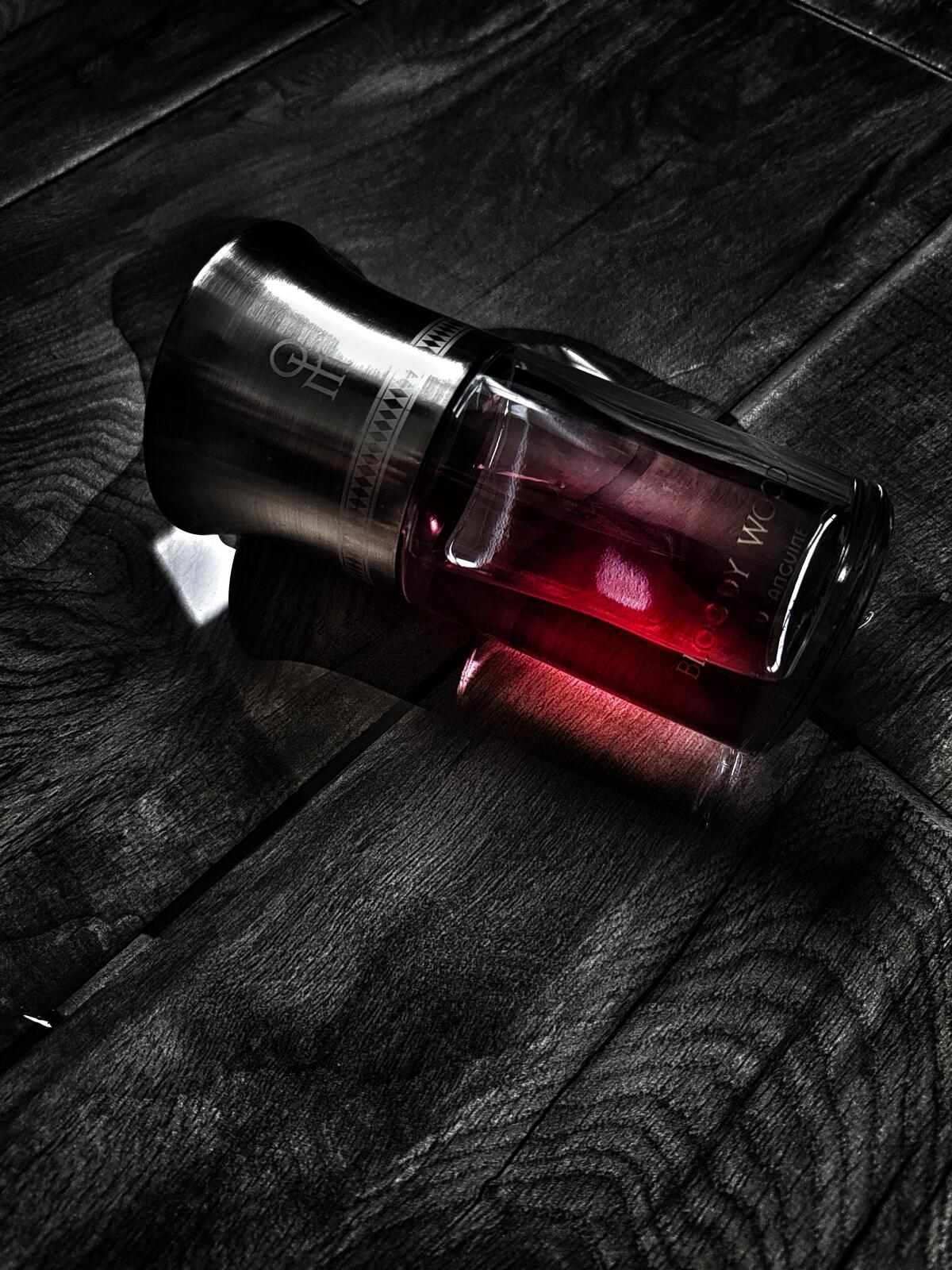 عطر ادکلن بلادی وود لز لیکویدز ایماجینر - Bloody Wood Les Liquides Imaginaires - بررسی، قیمت و خرید