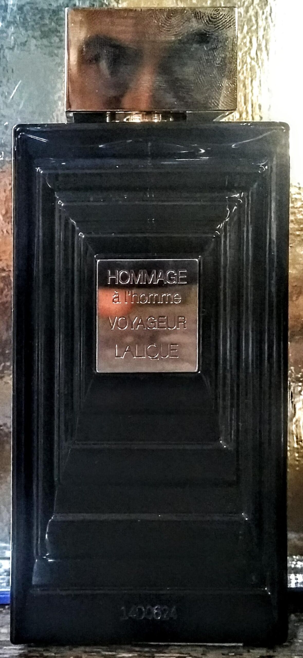 عطر ادکلن اومج ا لهوم واجور لالیک - Hommage a l'homme Voyageur Lalique - بررسی، قیمت و خرید