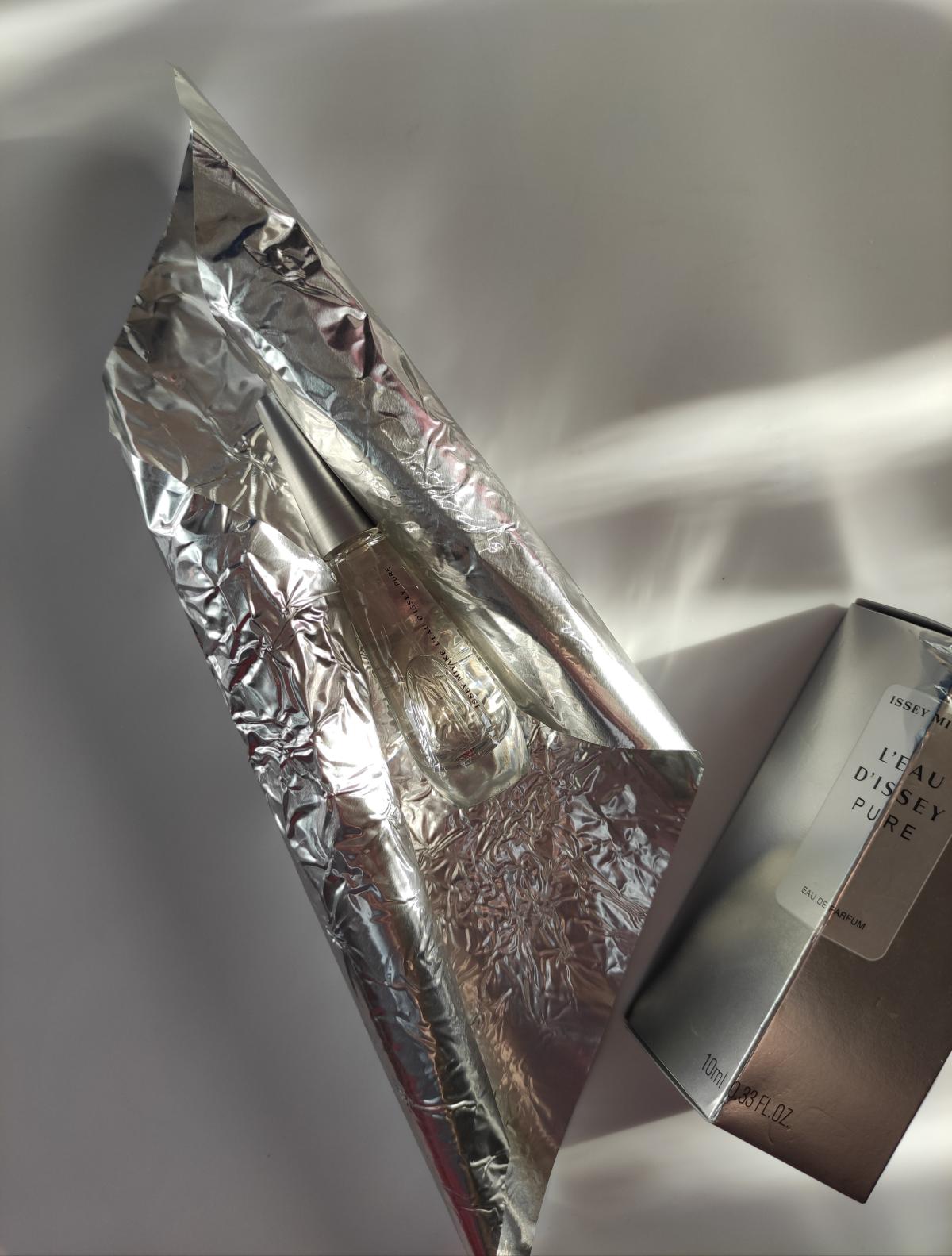 عطر ادکلن لئو دیسی پیور ایسه میاکه - L'Eau d'Issey Pure Issey Miyake - بررسی، قیمت و خرید