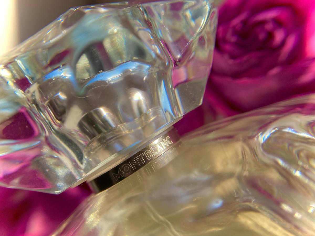 عطر ادکلن لیدی امبلم مون‌بلانک - Lady Emblem Montblanc - بررسی، قیمت و خرید