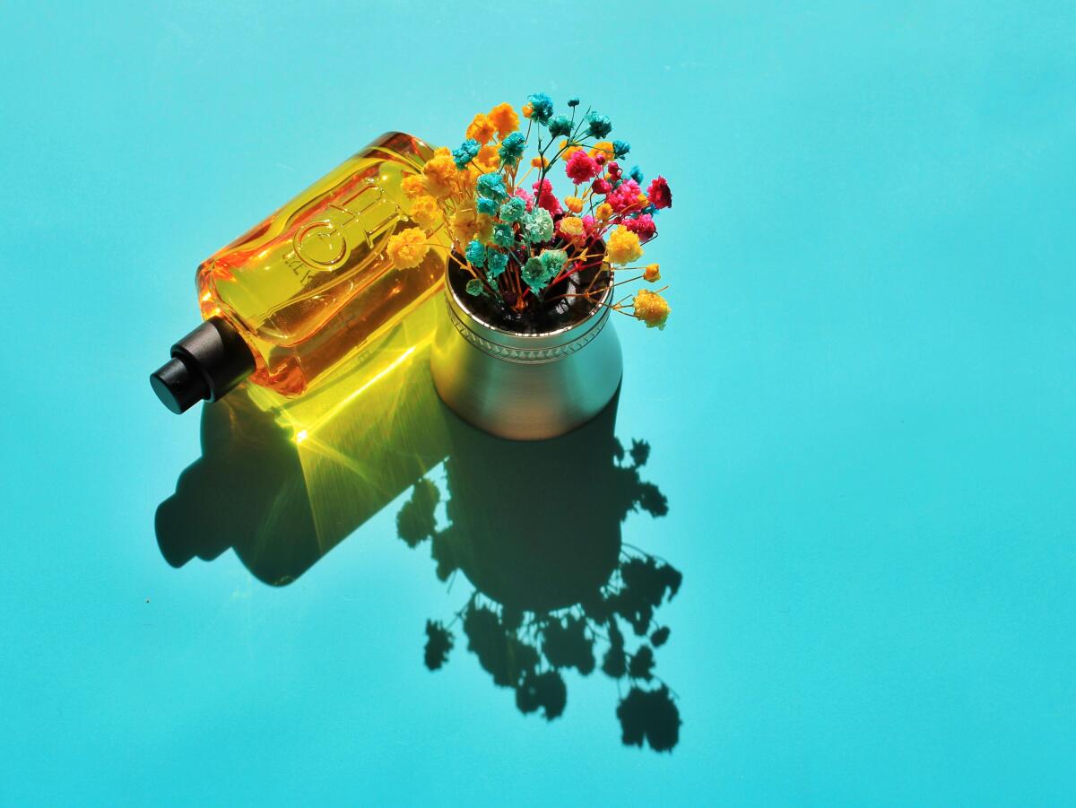 عطر ادکلن دزرت سواو لِز لیکوئید ایمجینِر - Desert Suave Les Liquides Imaginaires - بررسی، قیمت و خرید