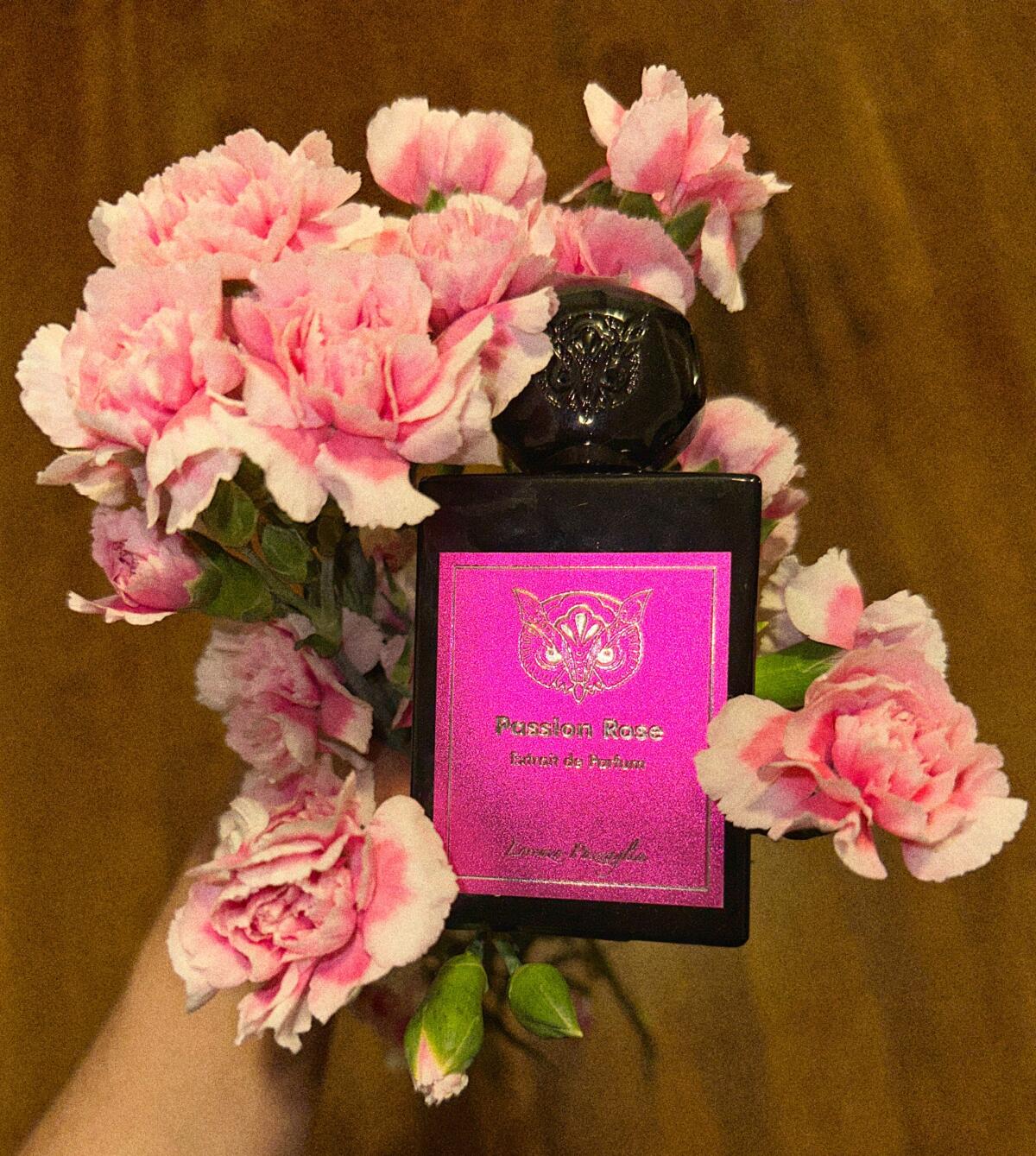 عطر ادکلن پشن رز لورنتزو پاوتزایلیا - Passion Rose Lorenzo Pazzaglia - بررسی، قیمت و خرید