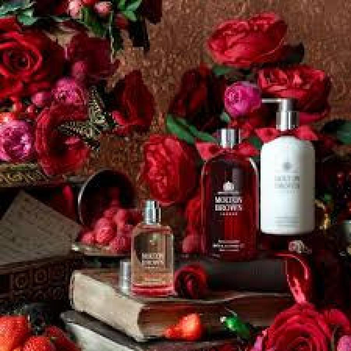 عطر ادکلن رزا ابسولوت مالتون براون - Rosa Absolute Molton Brown - بررسی، قیمت و خرید