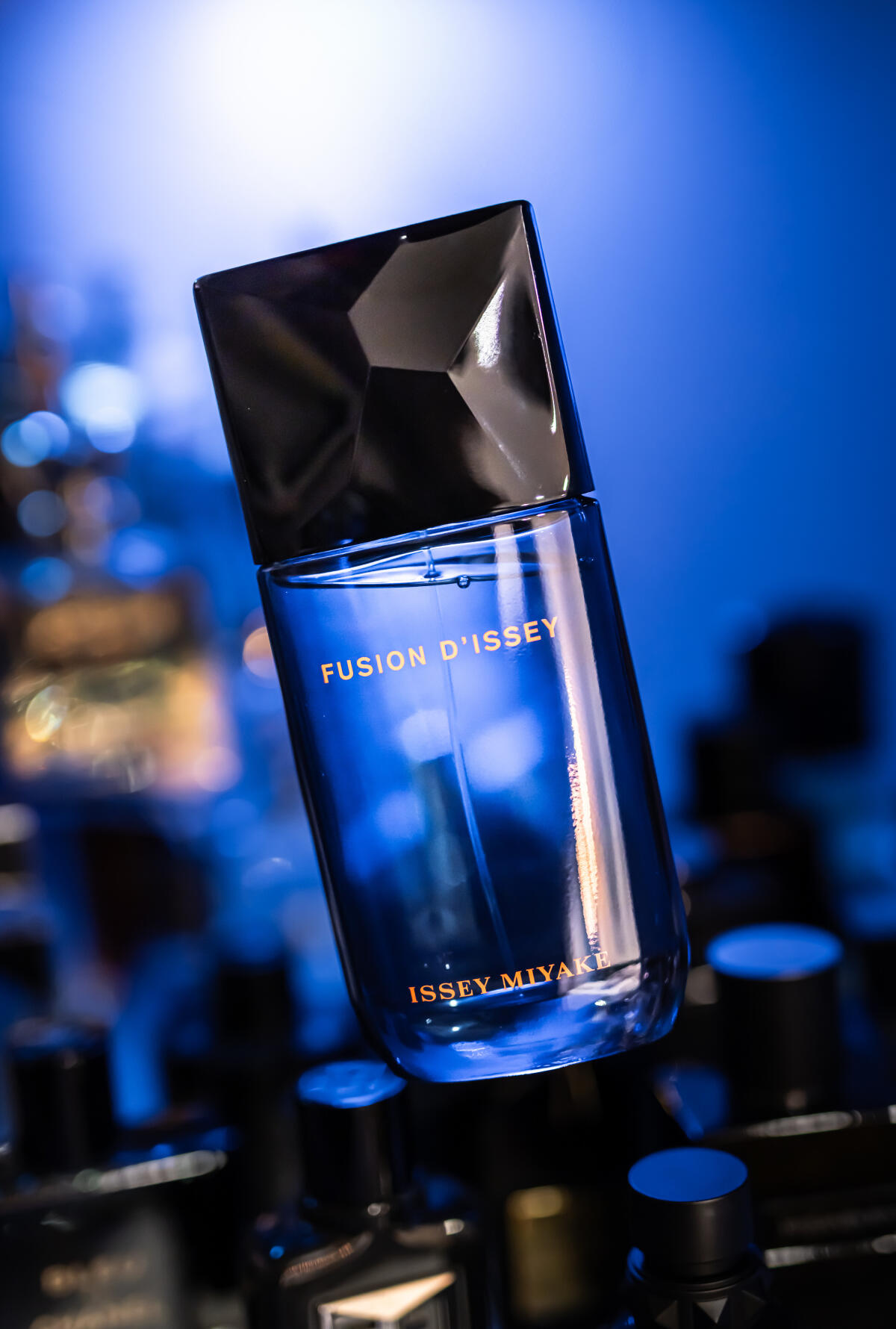 عطر ادکلن فیوژن دی ایسی ایسی میاکه - Fusion d'Issey Issey Miyake - بررسی، قیمت و خرید