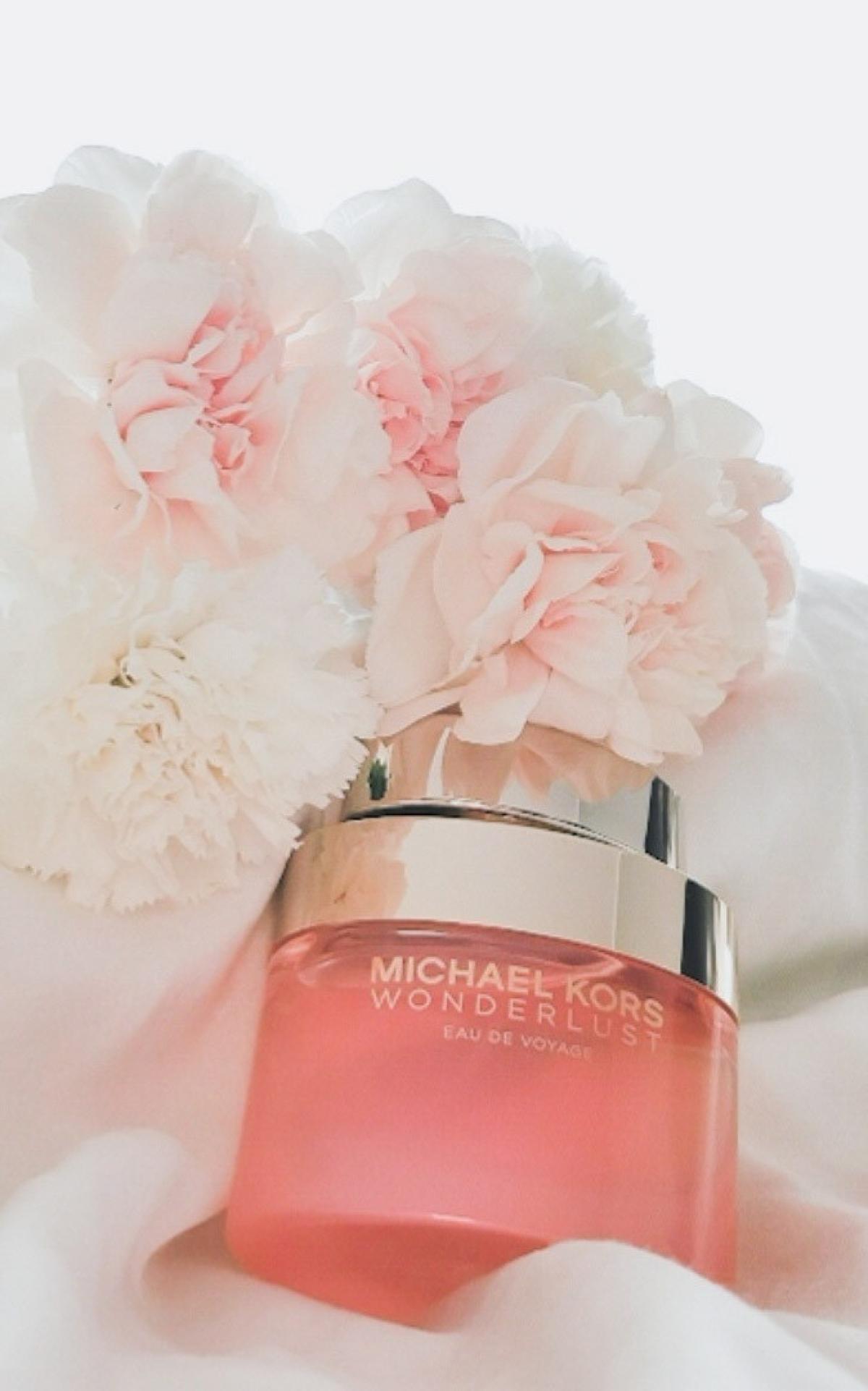 عطر ادکلن واندرلاست او دو ویاج مایکل کورس - Wonderlust Eau de Voyage Michael Kors - بررسی، قیمت و خرید