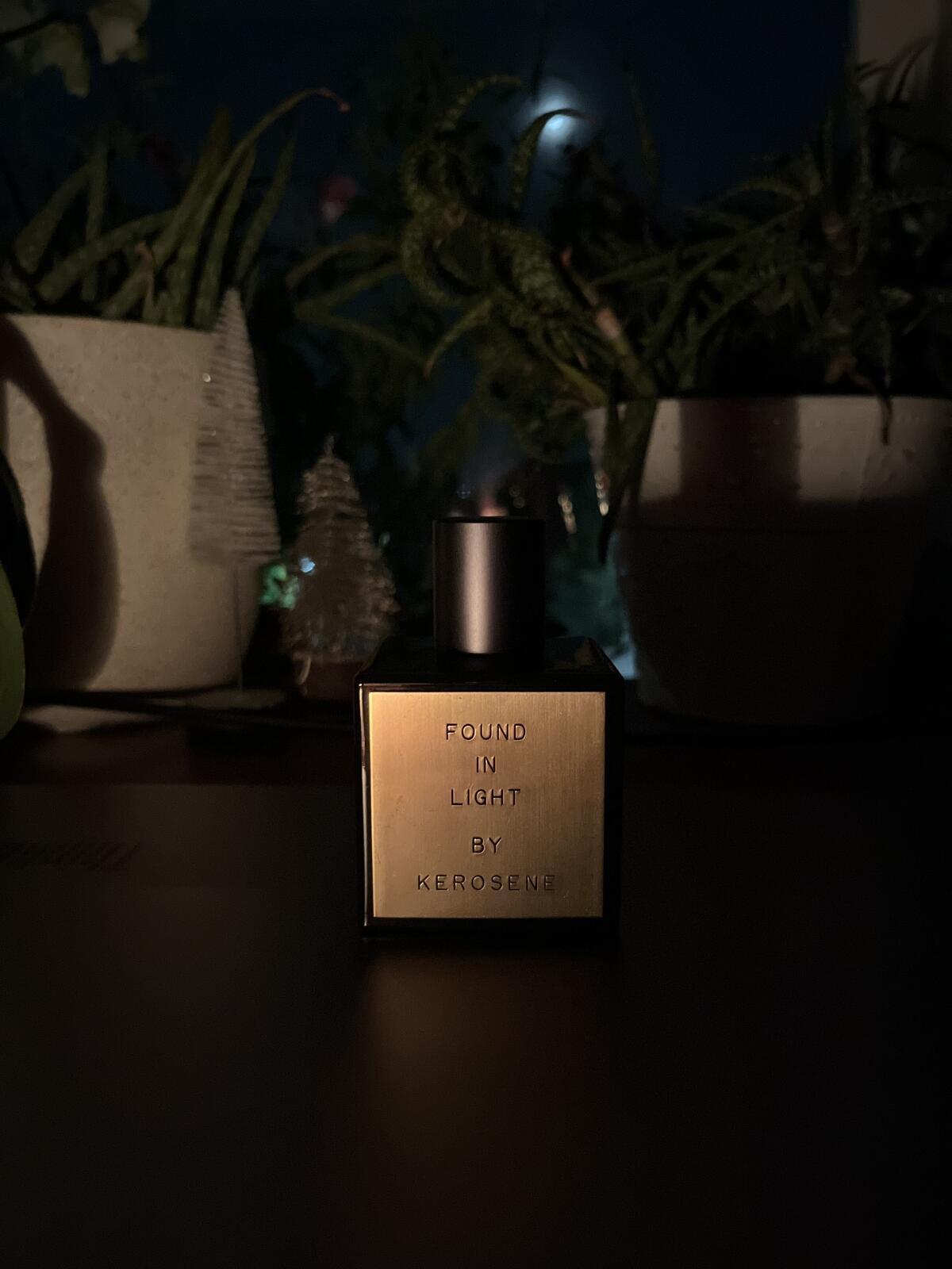 عطر ادکلن فاند این لایت کروزین - Found in Light Kerosene - بررسی، قیمت و خرید