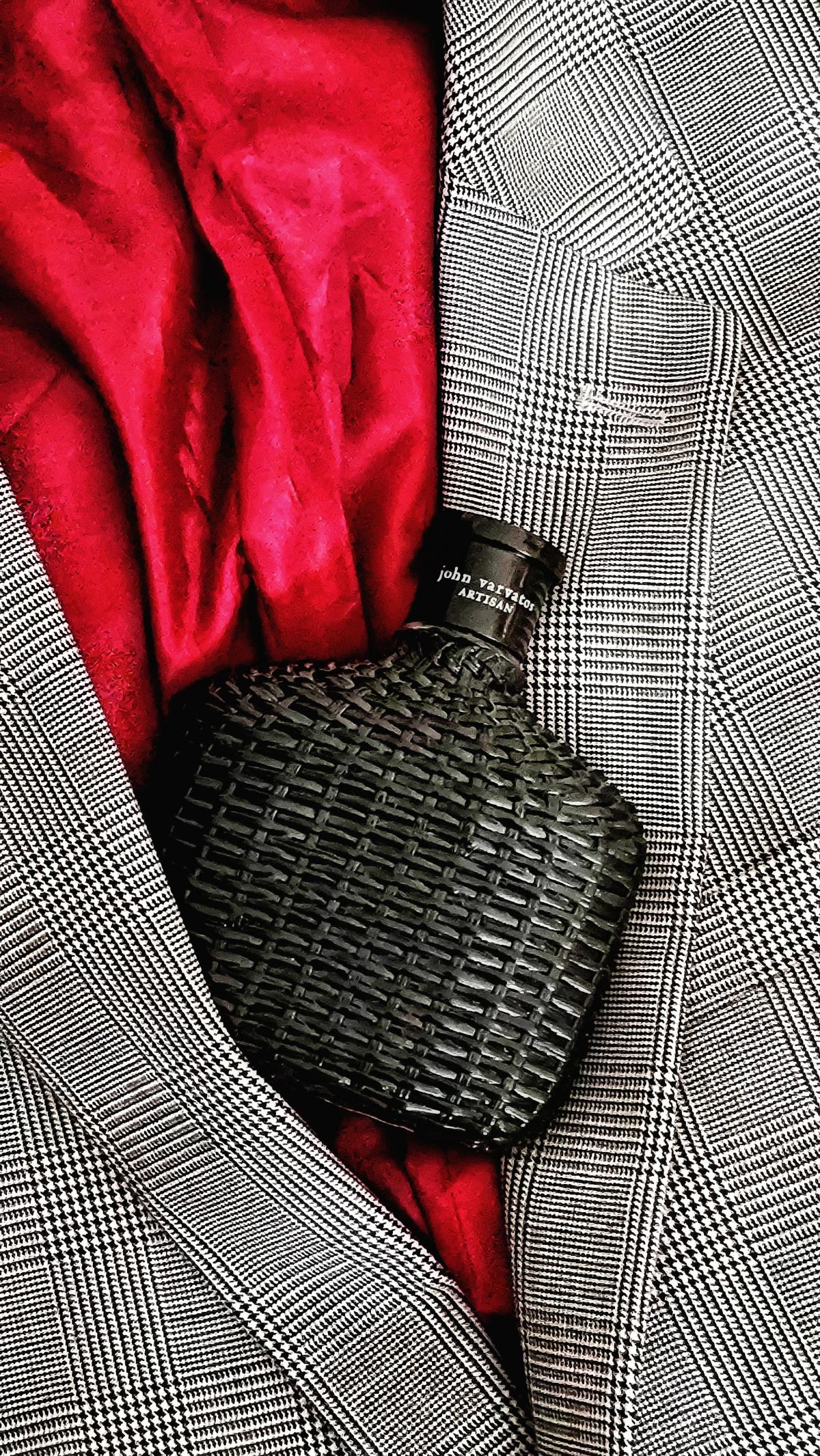 عطر ادکلن آرتیزان بلک جان وارواتوس - Artisan Black John Varvatos - بررسی، قیمت و خرید