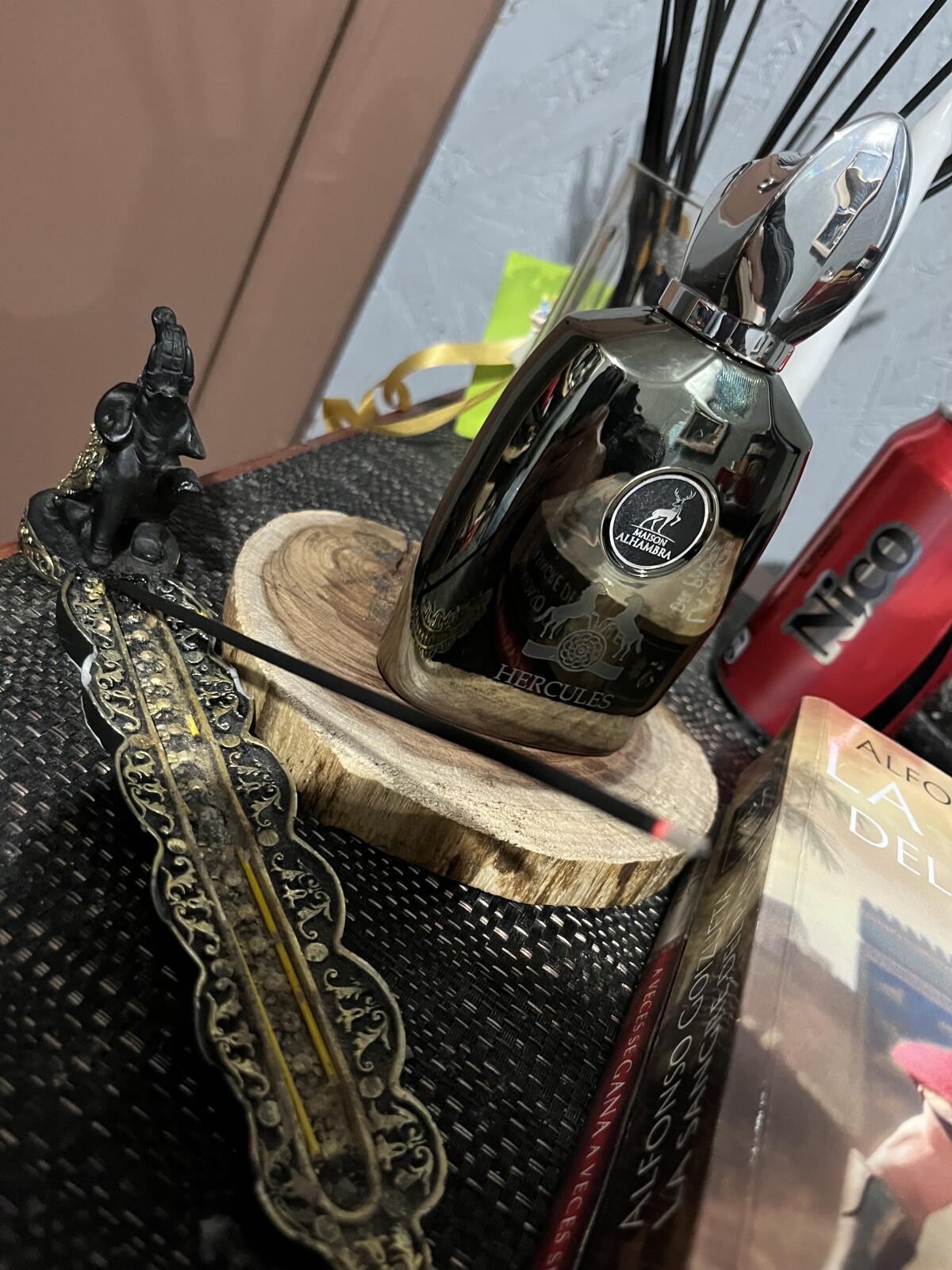 عطر ادکلن هرکول میزون الهامبرا - Hercules Maison Alhambra - بررسی، قیمت و خرید