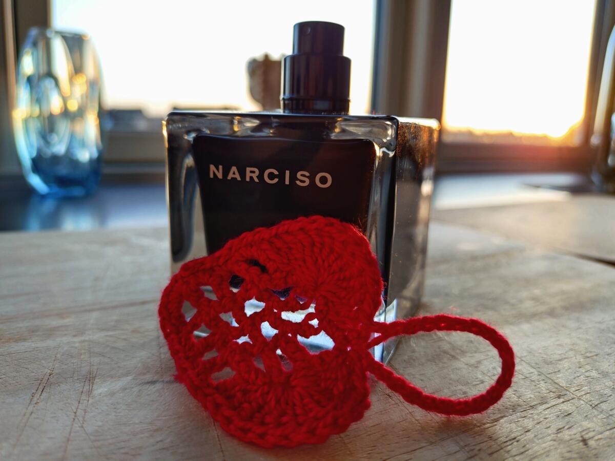 عطر ادکلن نارسيسو ا دو تویلت نارسيسو رودريگز - Narciso Eau de Toilette Narciso Rodriguez - بررسی، قیمت و خرید