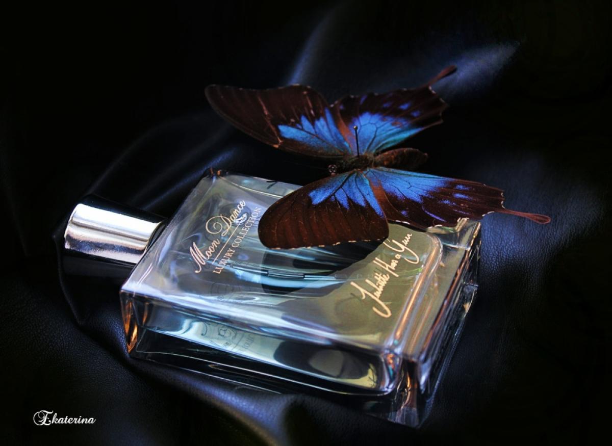 عطر ادکلن مون دنس جولیت هز اِ گان - Moon Dance Juliette Has A Gun - بررسی، قیمت و خرید