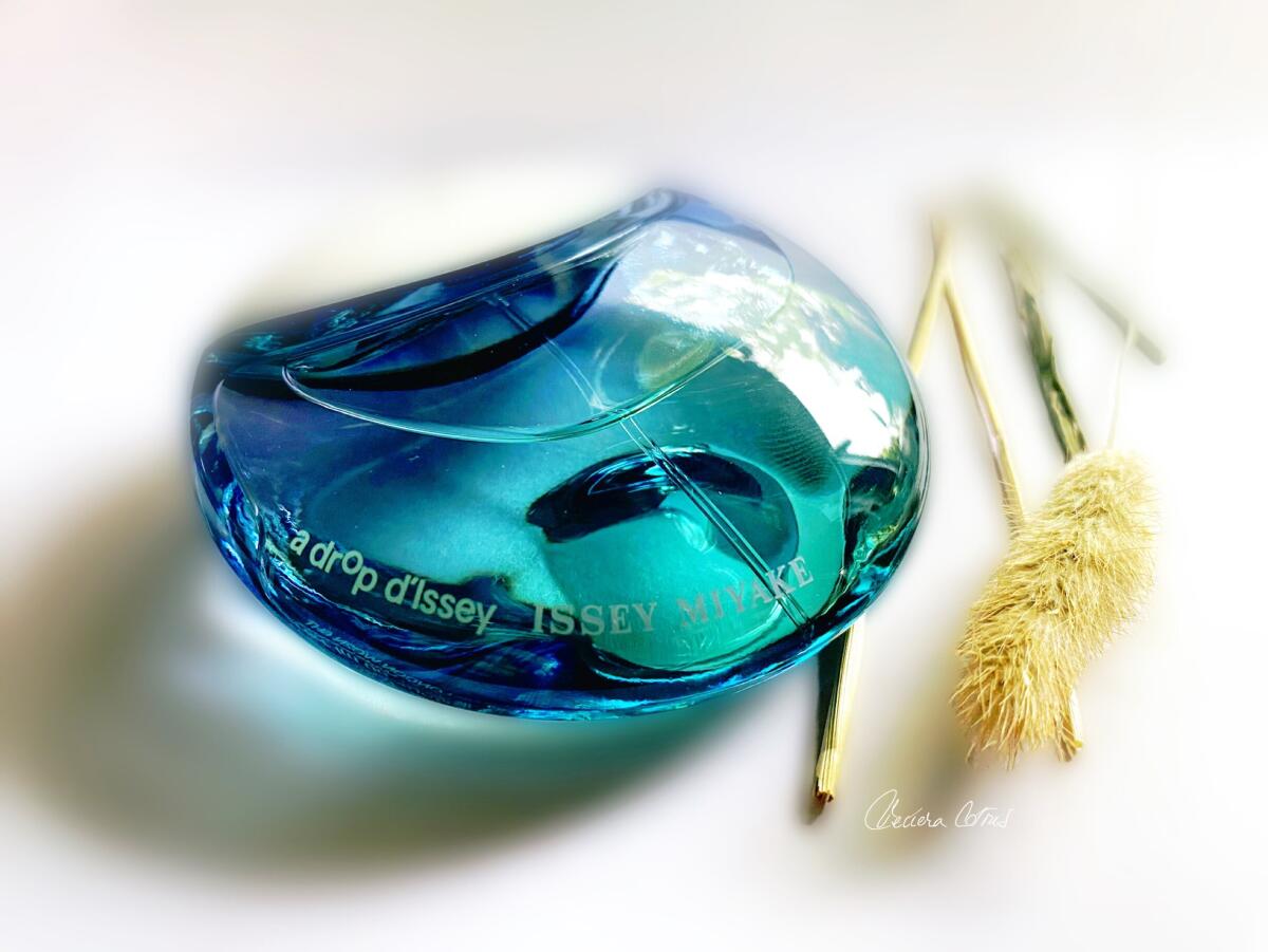 عطر ادکلن ا دُرُپ دیسی او دِ پارفوم فراش ایسه میاکه - A Drop d'Issey Eau de Parfum Fraiche Issey Miyake - بررسی، قیمت و خرید