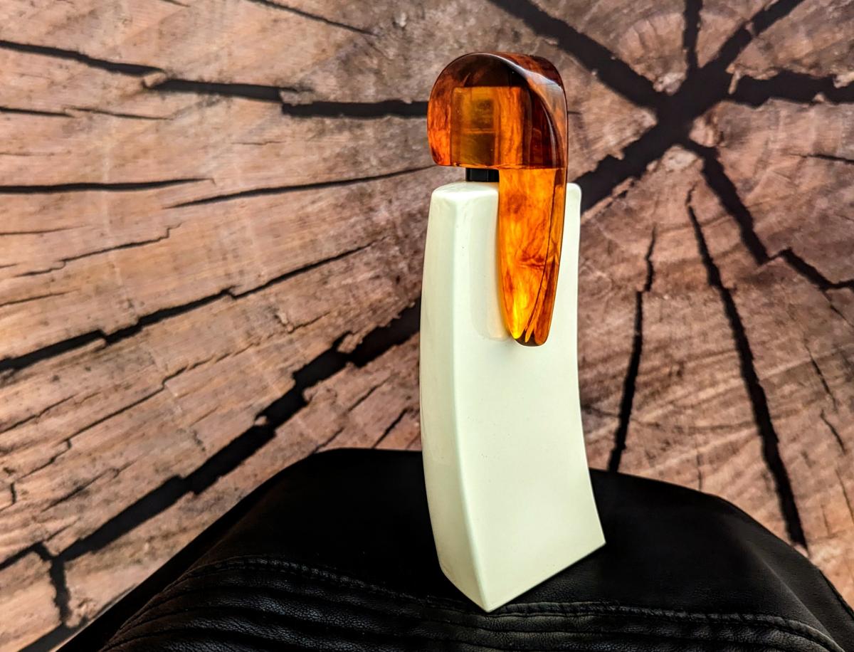 عطر ادکلن کورریگان لوبین - Korrigan Lubin - بررسی، قیمت و خرید