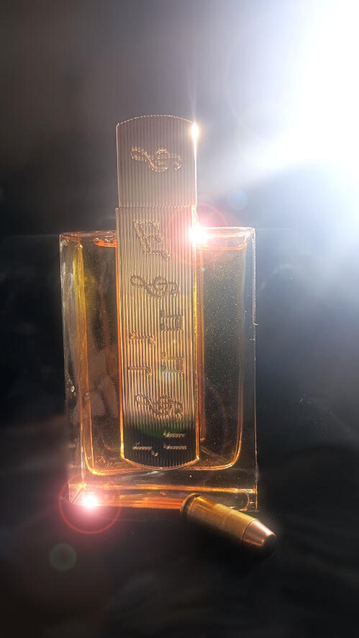 عطر ادکلن انغام لتافا پرفیومز - Angham Lattafa Perfumes - بررسی، قیمت و خرید