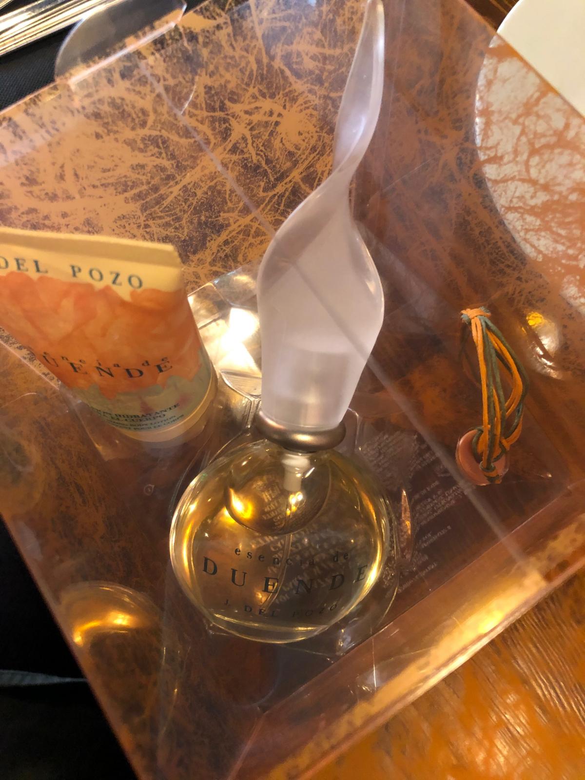 عطر ادکلن اسنسیای دوئنده خسوس دل پوزو - Esencia de Duende Jesus Del Pozo - بررسی، قیمت و خرید