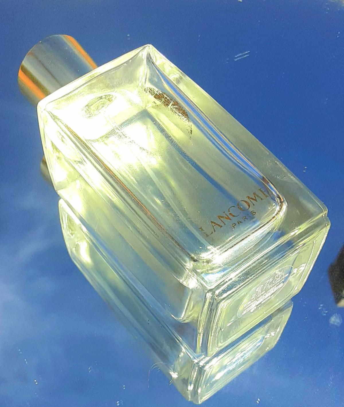 عطر ادکلن آویی لانکوم - O Oui! Lancôme - بررسی، قیمت و خرید