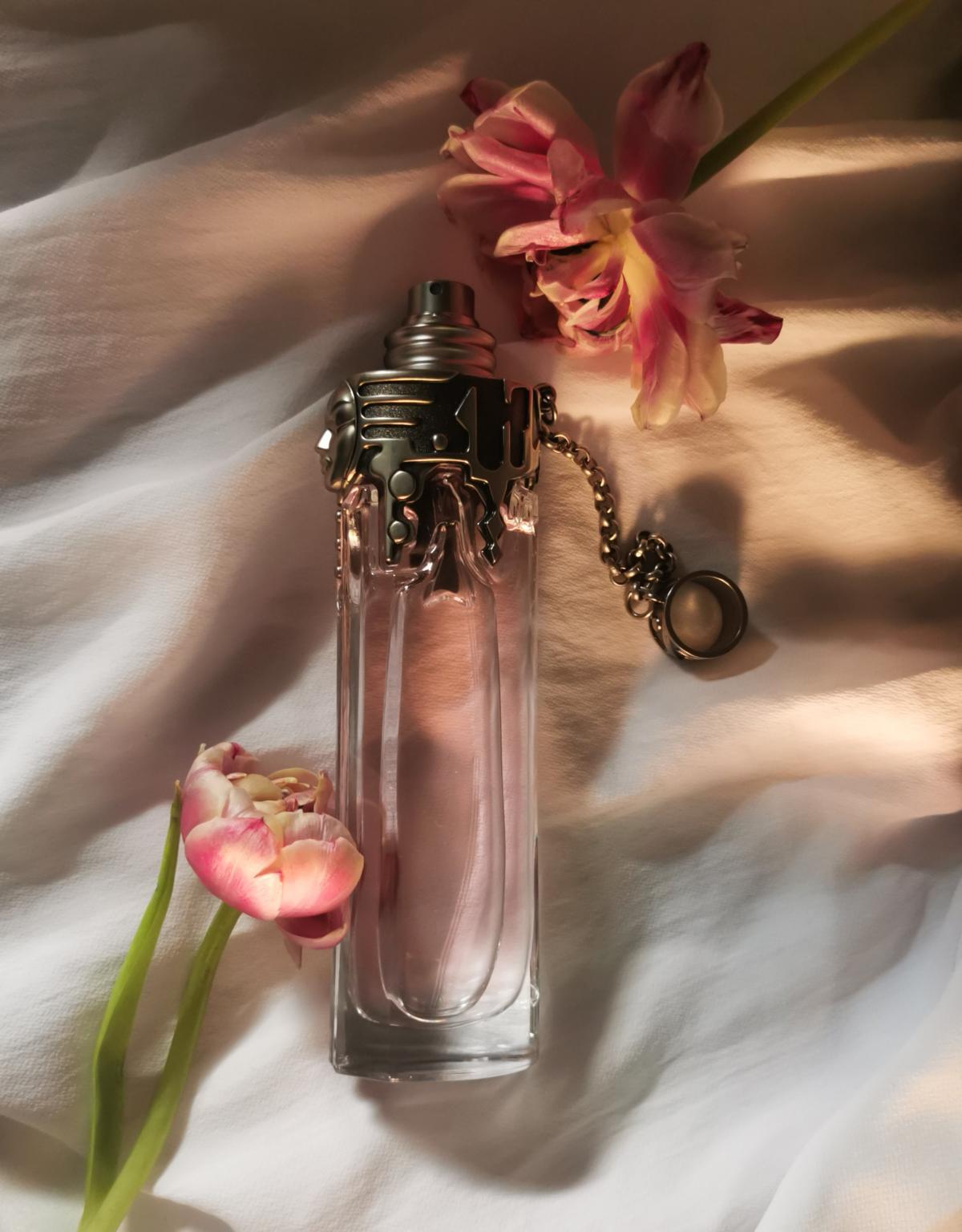 عطر ادکلن دی تِیست آو فریگرَنس وومَنیتی موگلر - The Taste of Fragrance Womanity Mugler - بررسی، قیمت و خرید