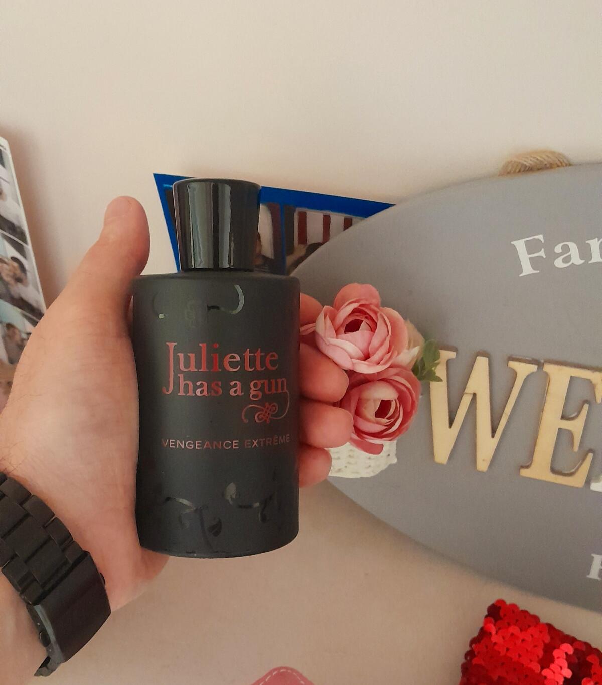 عطر ادکلن ونجنس اکستریم جولیت هز ا گان - Vengeance Extreme Juliette Has A Gun - بررسی، قیمت و خرید