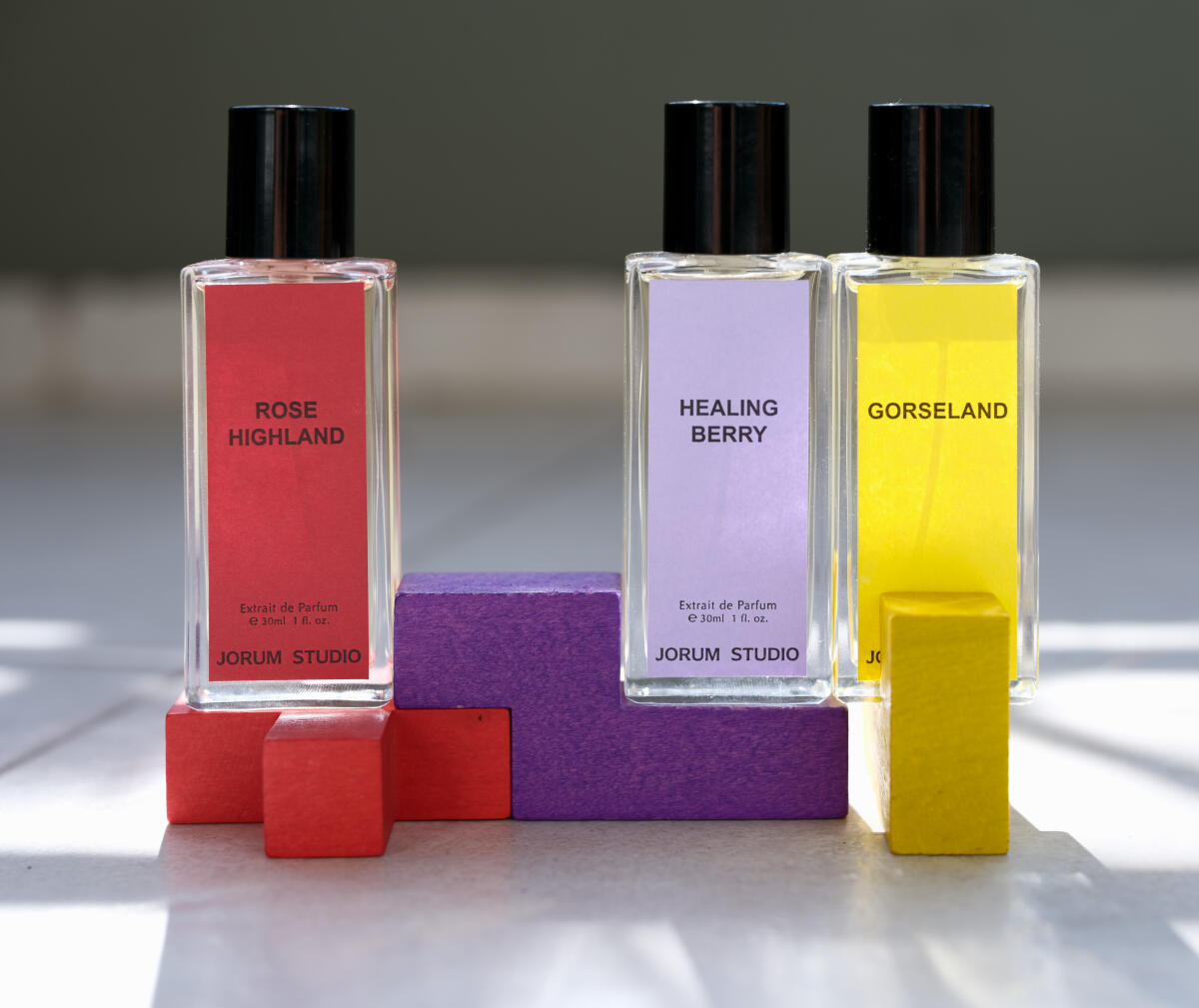 عطر ادکلن رُز هایلند جروم استودیو - Rose Highland Jorum Studio - بررسی، قیمت و خرید