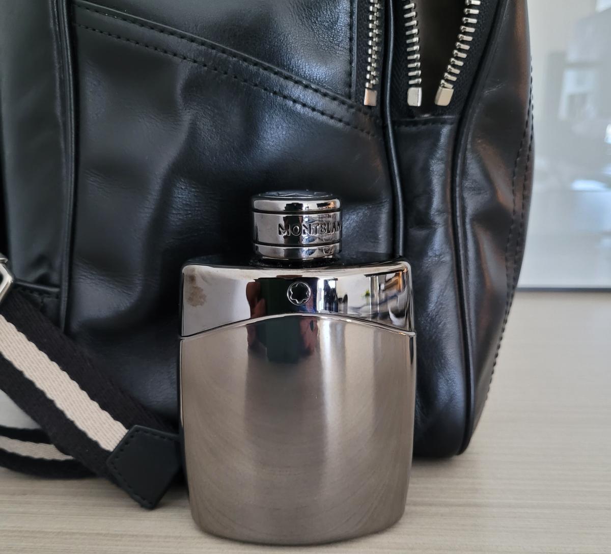 عطر ادکلن لجند اینتنس مانت بلانک - Legend Intense Montblanc - بررسی، قیمت و خرید