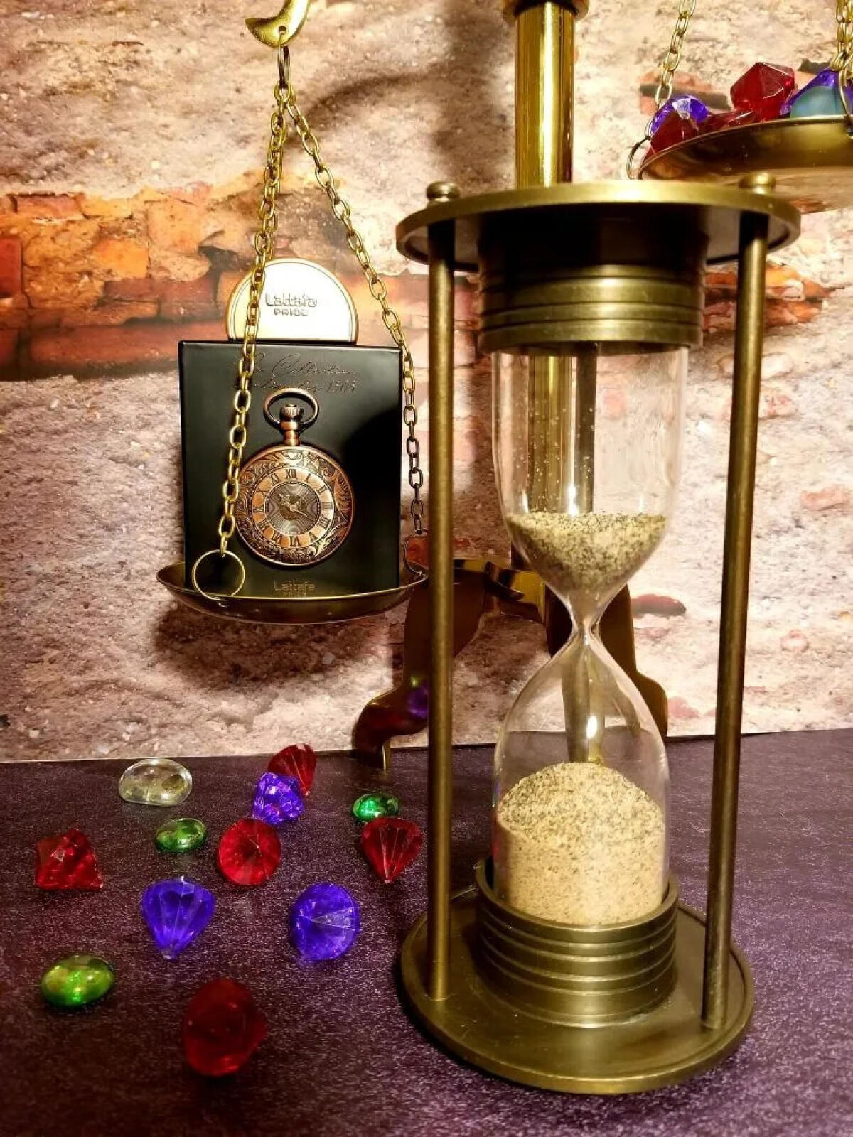 عطر ادکلن لا کالکشن دانتیکیتِ هزار و پانصد و پنج لاتافا پرفیومز - La Collection d'antiquités 1505 Lattafa Perfumes - بررسی، قیمت و خرید