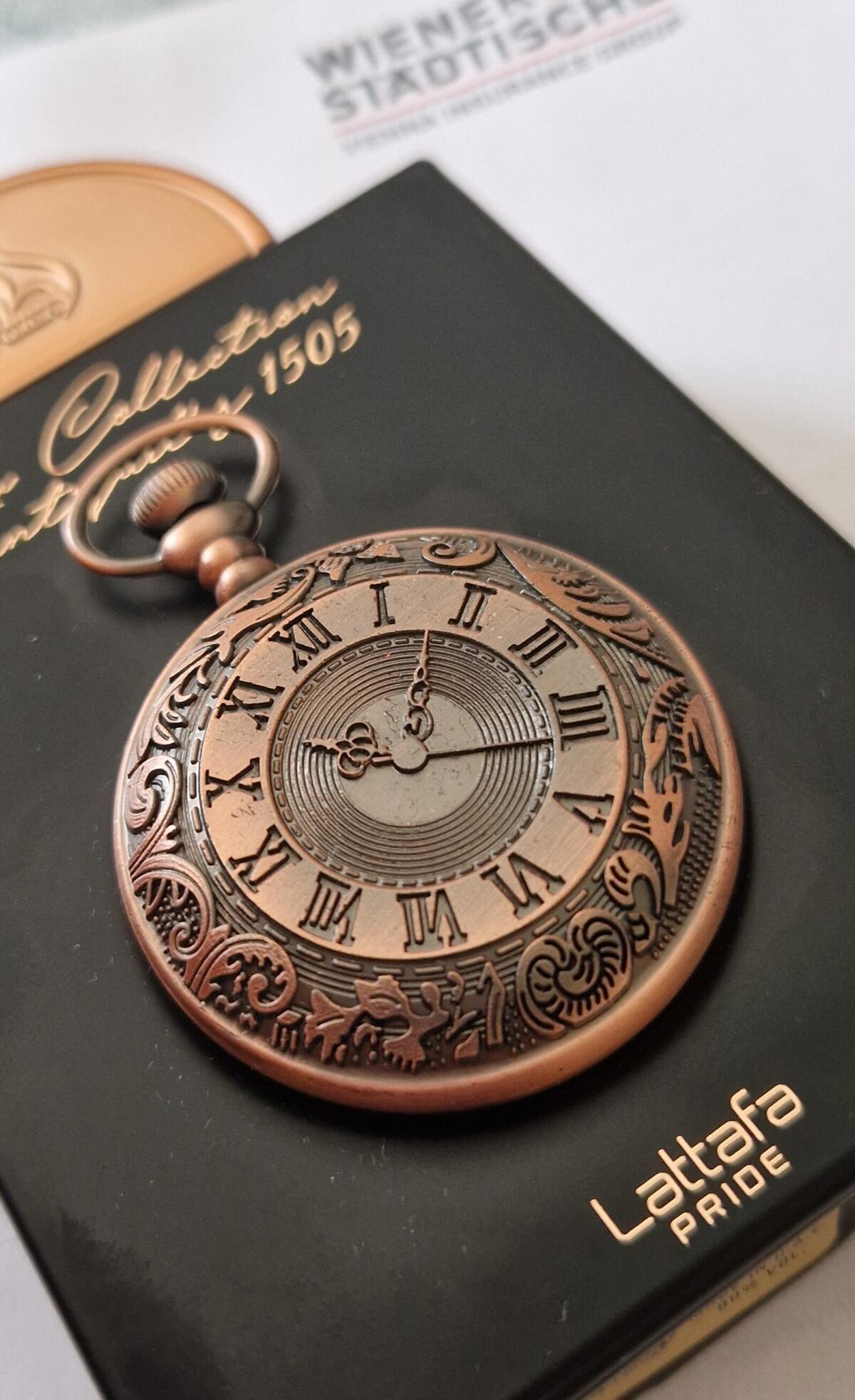 عطر ادکلن لا کالکشن دانتیکیتِ هزار و پانصد و پنج لاتافا پرفیومز - La Collection d'antiquités 1505 Lattafa Perfumes - بررسی، قیمت و خرید