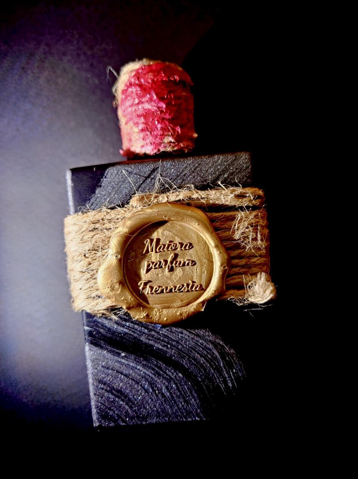 عطر ادکلن فرانسا پاسترا مایورا پرفیوم - Phraenesya Pastiera Maiora Parfum - بررسی، قیمت و خرید