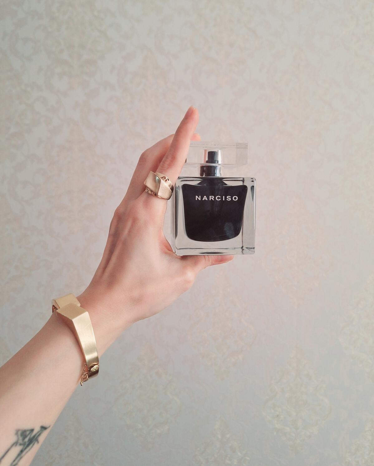 عطر ادکلن نارسيسو ا دو تویلت نارسيسو رودريگز - Narciso Eau de Toilette Narciso Rodriguez - بررسی، قیمت و خرید