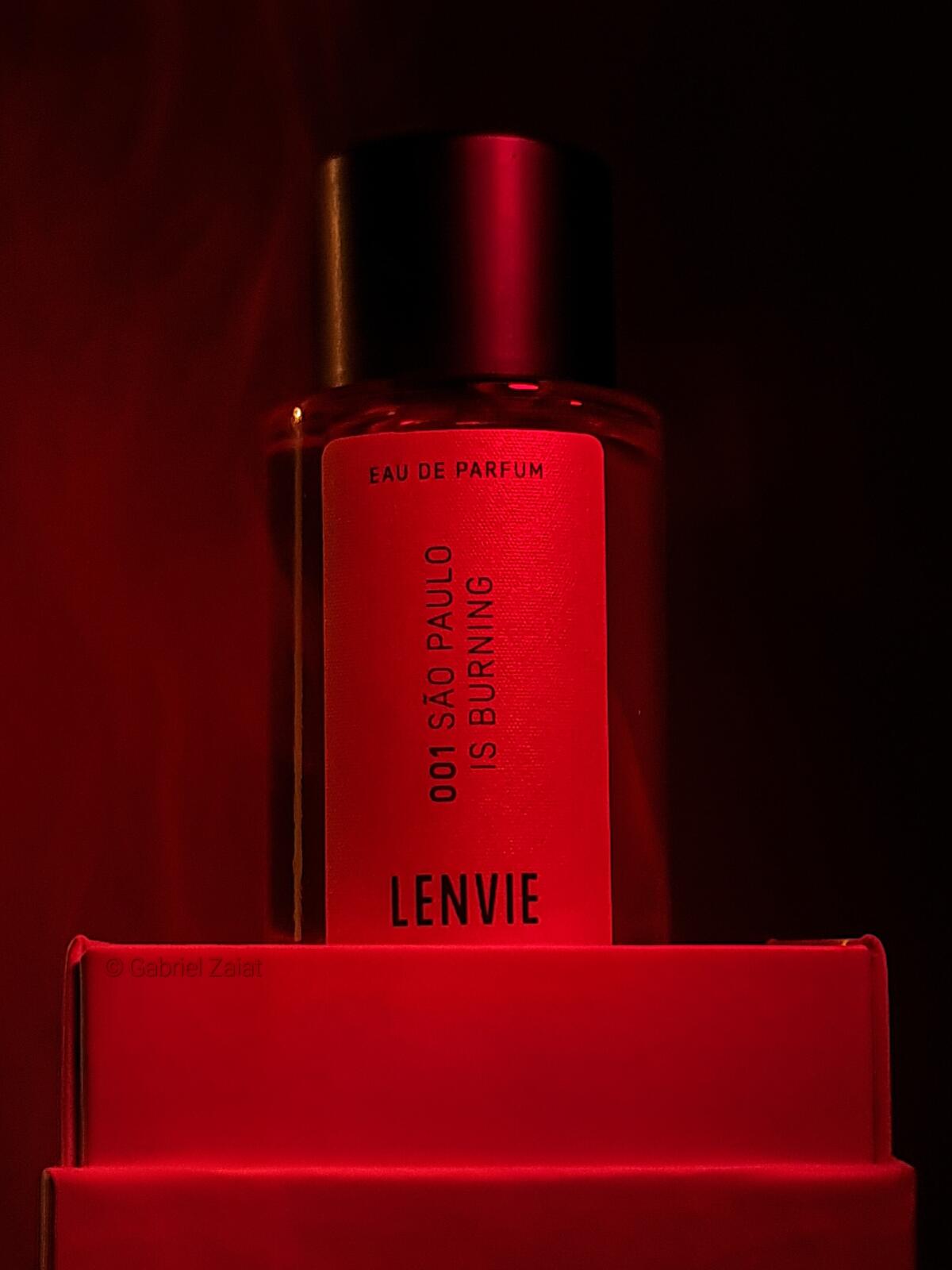 عطر ادکلن ساو پائولو ایز برنینگ لنوین پرفیوم - #001 São Paulo is Burning L’envie Parfums - بررسی، قیمت و خرید