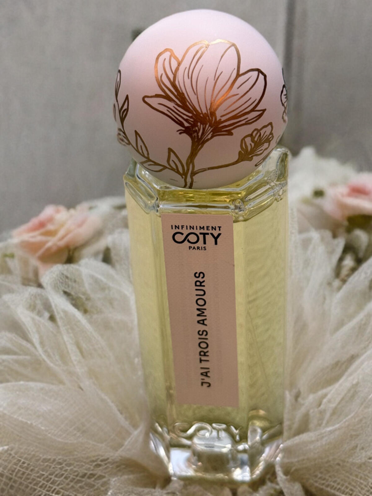 عطر ادکلن ژه تروآمور اینفینیمان کوتی پاریس - J'ai Trois Amours Infiniment Coty Paris - بررسی، قیمت و خرید