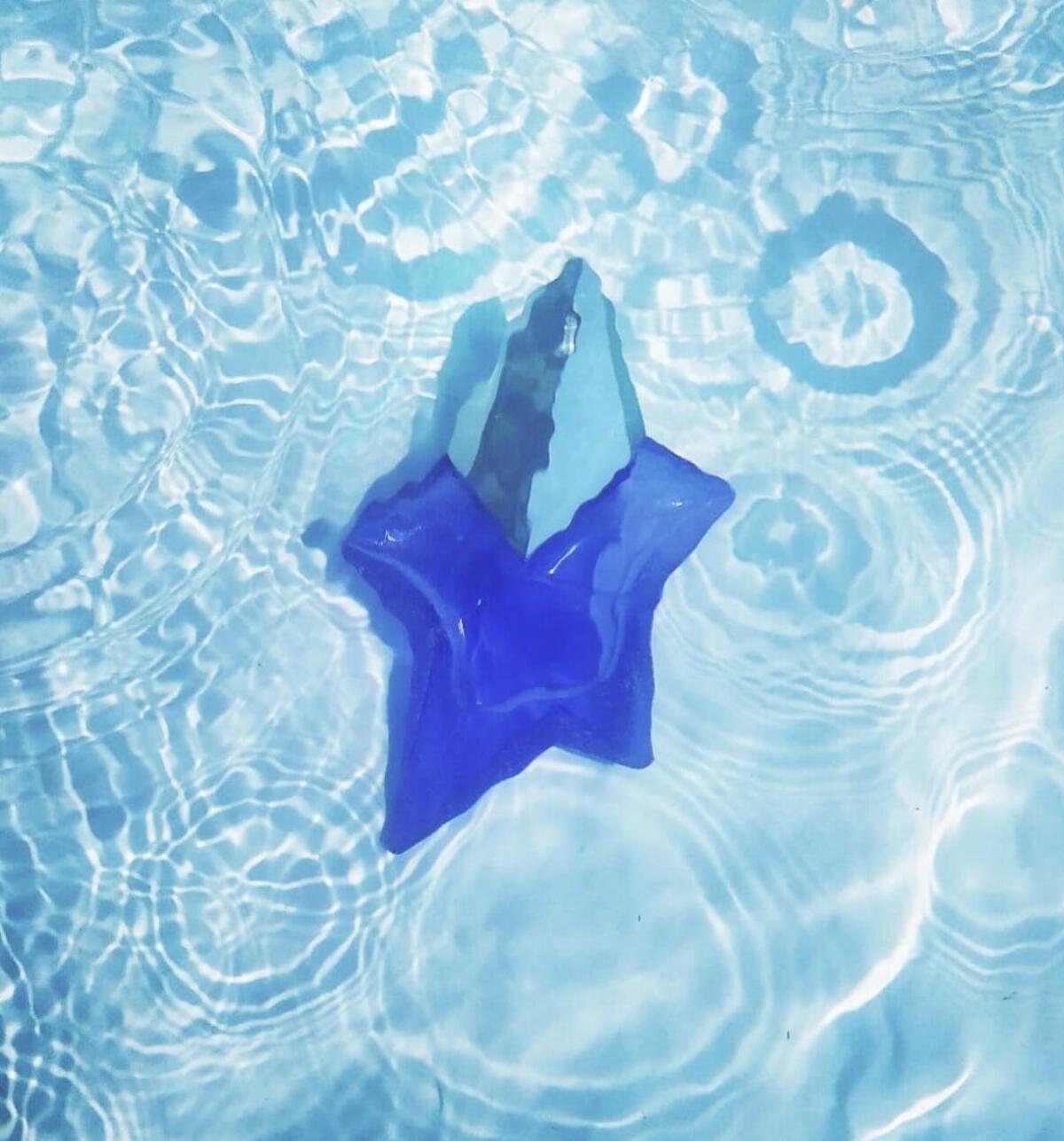 عطر ادکلن انجل او سوخغه ماگلر - Angel Eau Sucree 2015 Mugler - بررسی، قیمت و خرید