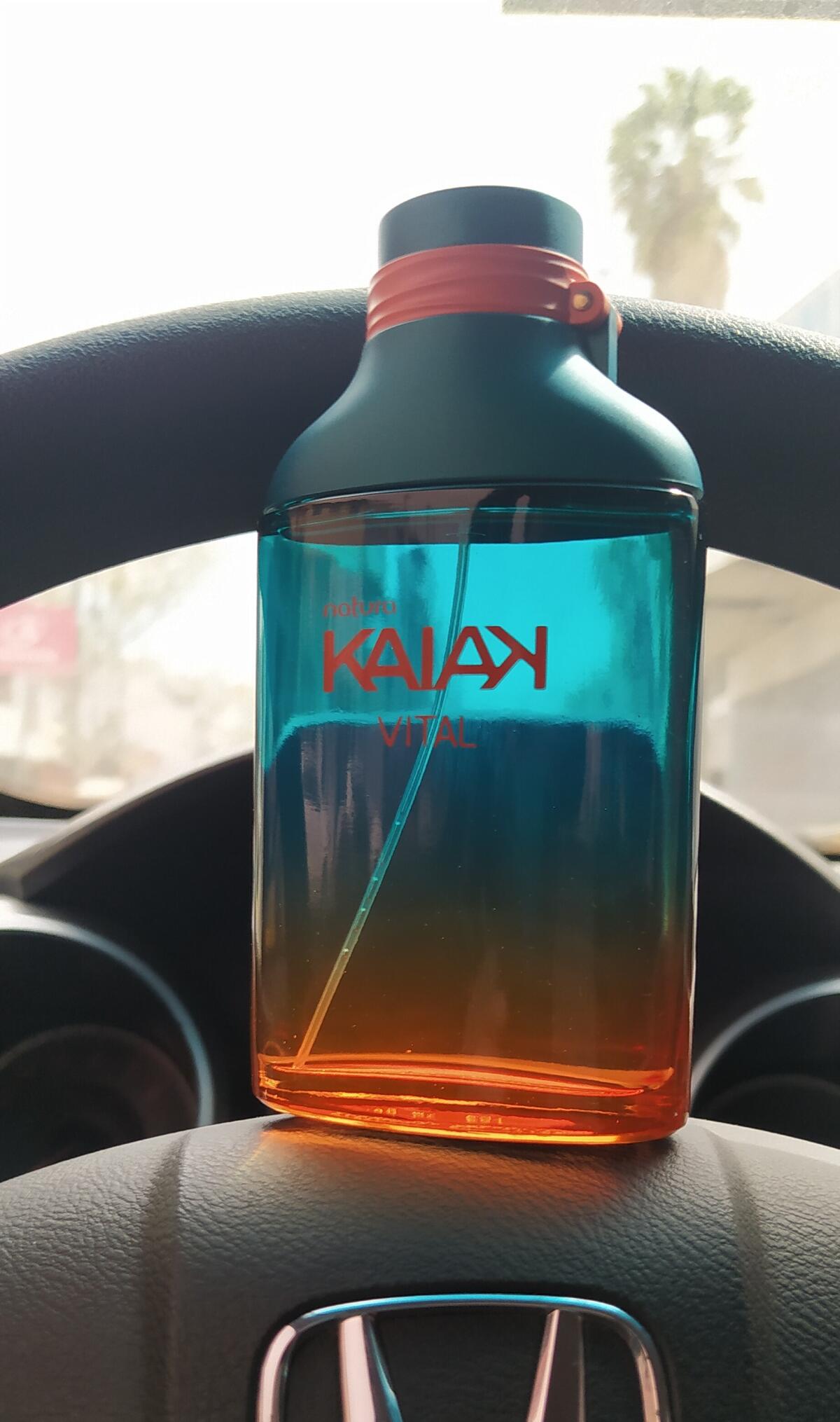 عطر ادکلن کایاک ویتال ناتورا - Kaiak Vital Natura - بررسی، قیمت و خرید