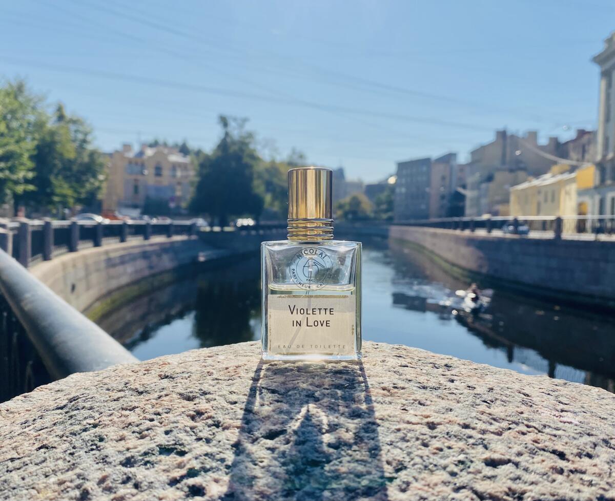عطر ادکلن ویولت این لاو نیکولای پارفومر کرییتور - Violette in Love Nicolai Parfumeur Createur - بررسی، قیمت و خرید