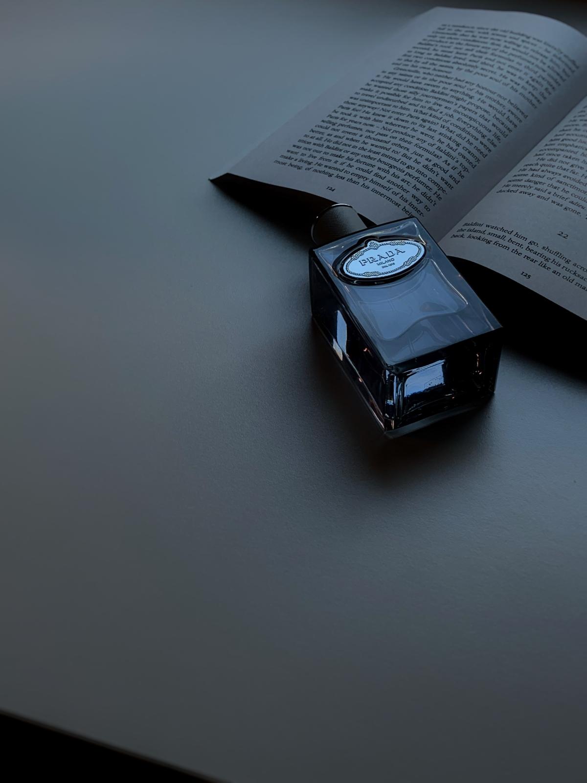 عطر ادکلن اینفیوژن دی آیریس سدره پِرادا - Infusion d'Iris Cèdre Prada - بررسی، قیمت و خرید