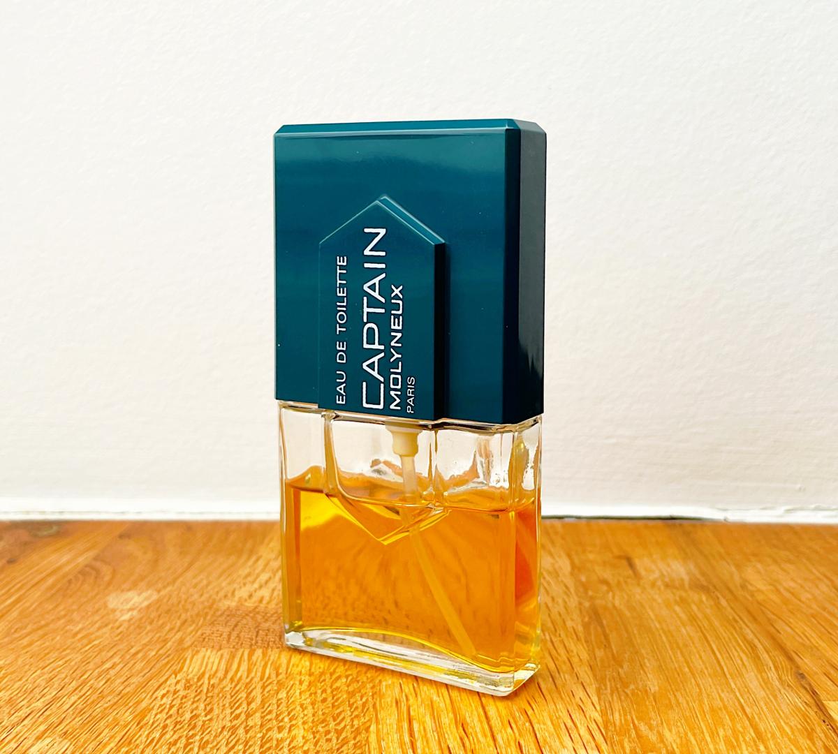 عطر ادکلن کاپیتان او دو تویلت مالینو - Captain Eau de Toilette (1975) Molyneux - بررسی، قیمت و خرید