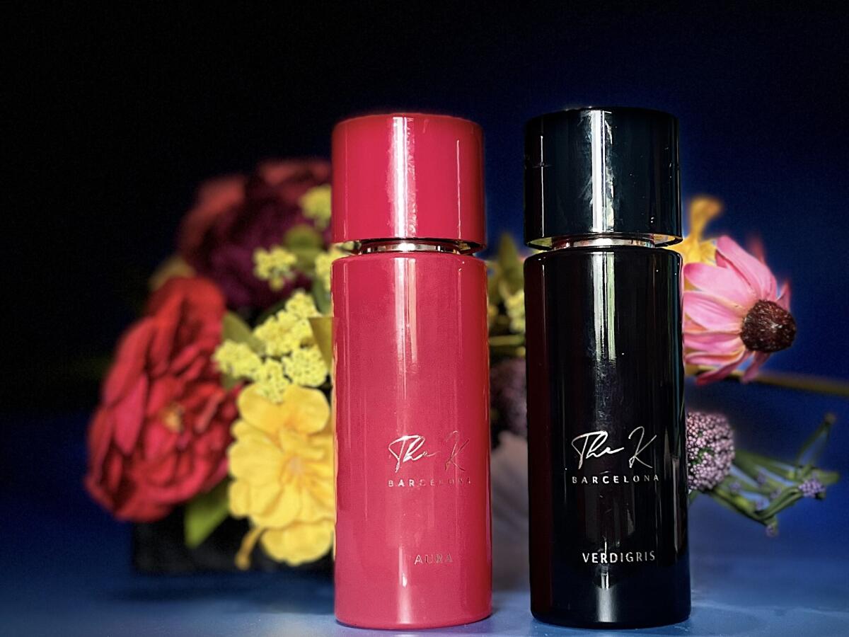 عطر ادکلن اُرا کینتیک پرفیومز - Aura Kinetic Perfumes - بررسی، قیمت و خرید