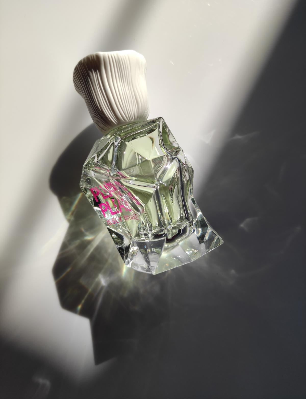 عطر ادکلن پلیتز پلیز لو ایسه میاکه - Pleats Please L'Eau Issey Miyake - بررسی، قیمت و خرید