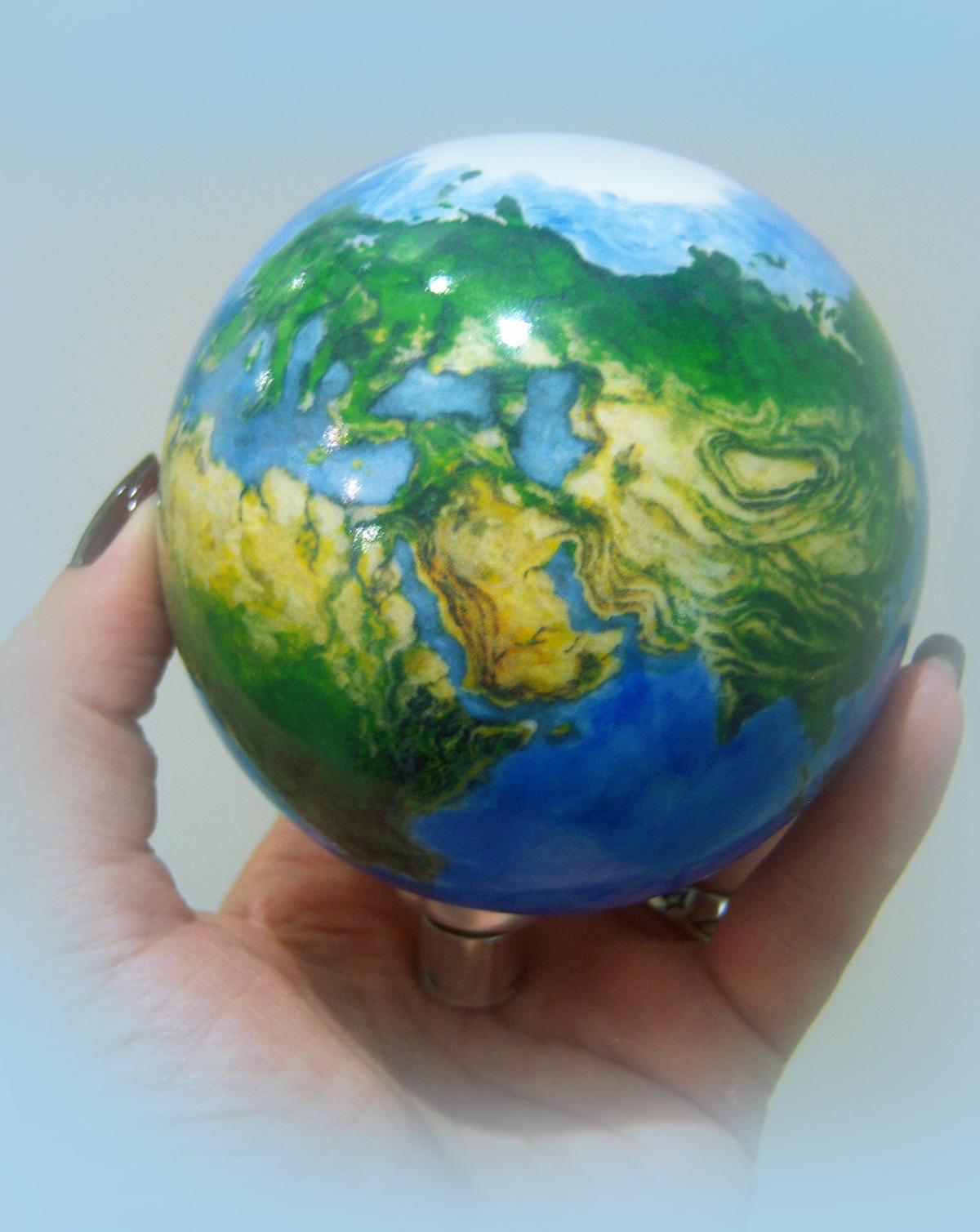 عطر ادکلن اِرس مگاکازم - Earth MegaCosm - بررسی، قیمت و خرید