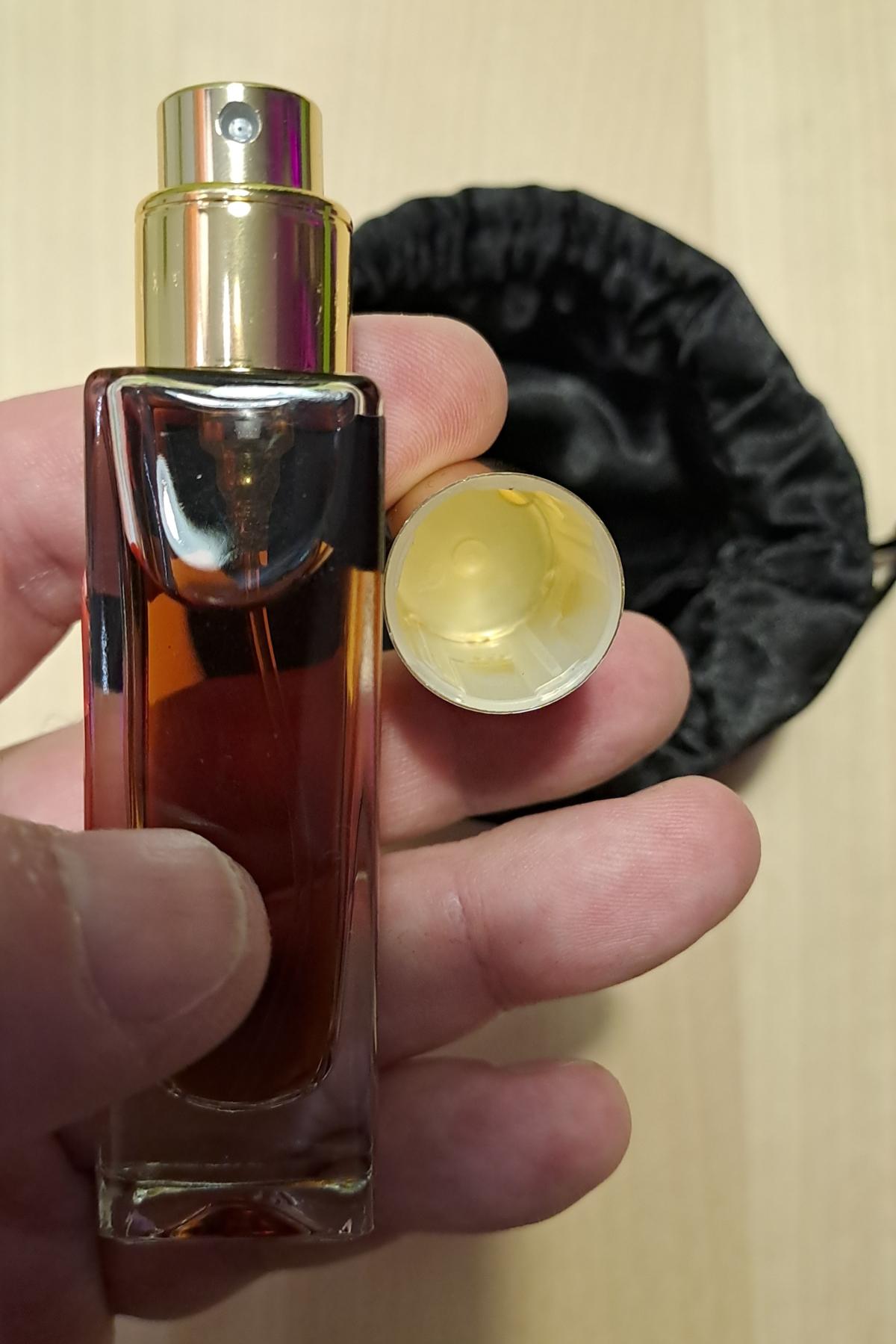 عطر ادکلن دراگون بلاد نیمیر پرفیومز - Dragon Blood (Cuir Vermillion) Nimere Parfums - بررسی، قیمت و خرید