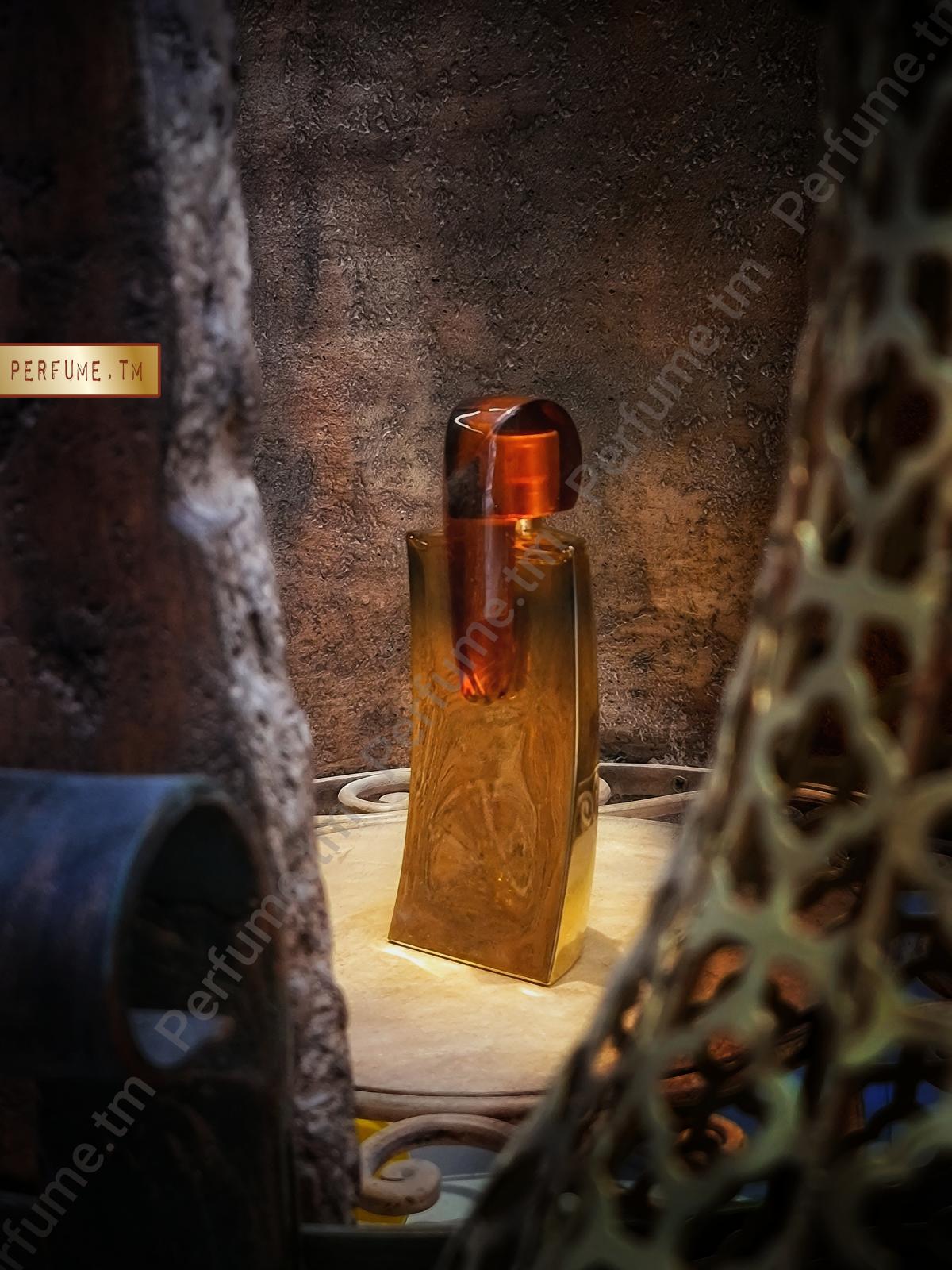 عطر ادکلن آکاد لوبین - Akkad Lubin - بررسی، قیمت و خرید