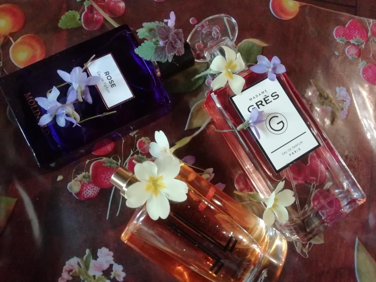 عطر ادکلن لنستی فم لَنچتی - Lancetti Femme Lancetti - بررسی، قیمت و خرید