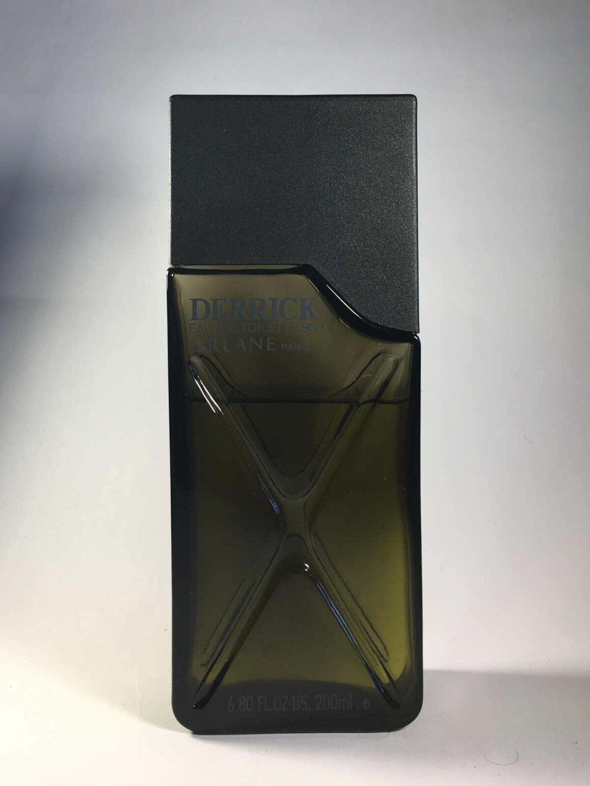 عطر ادکلن دریک اورلان - Derrick Orlane - بررسی، قیمت و خرید