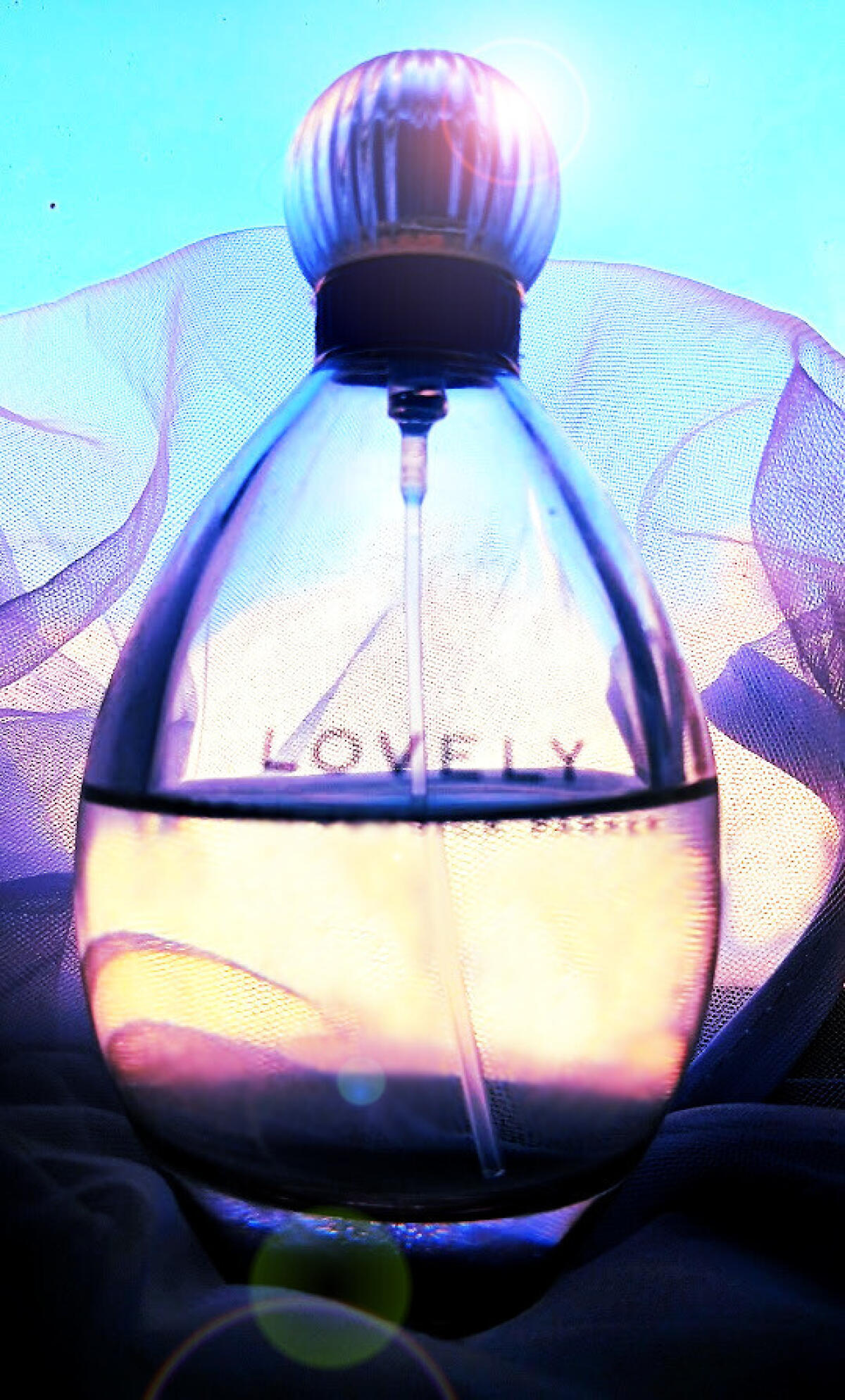عطر ادکلن لاولی سارا جسیکا پارکر - Lovely Sarah Jessica Parker - بررسی، قیمت و خرید