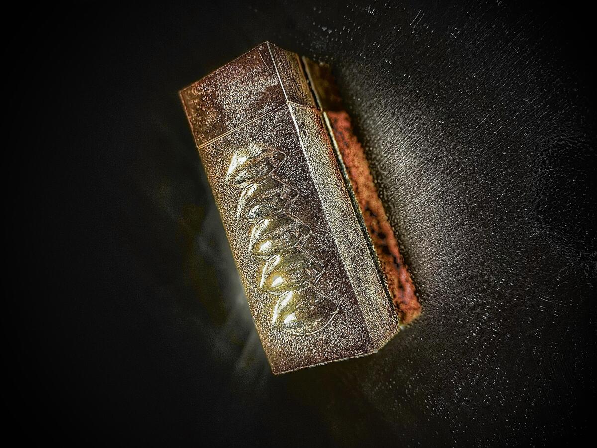 عطر ادکلن فبولو سْریناگار سالوادور دالی - Fabulous Srinagar Salvador Dali - بررسی، قیمت و خرید