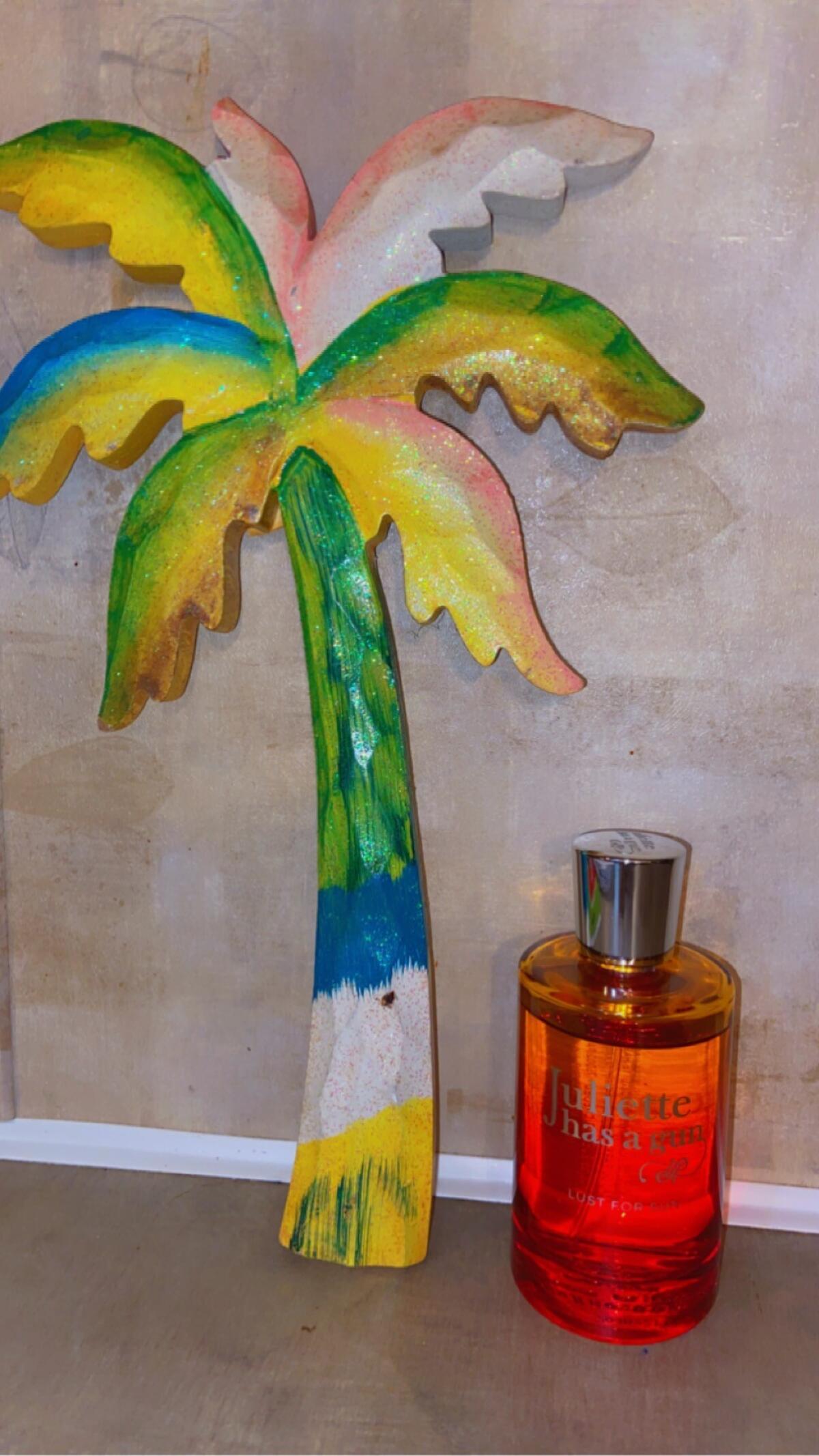 عطر ادکلن لست فور سان ژولیت هز ا گان - Lust for Sun Juliette Has A Gun - بررسی، قیمت و خرید