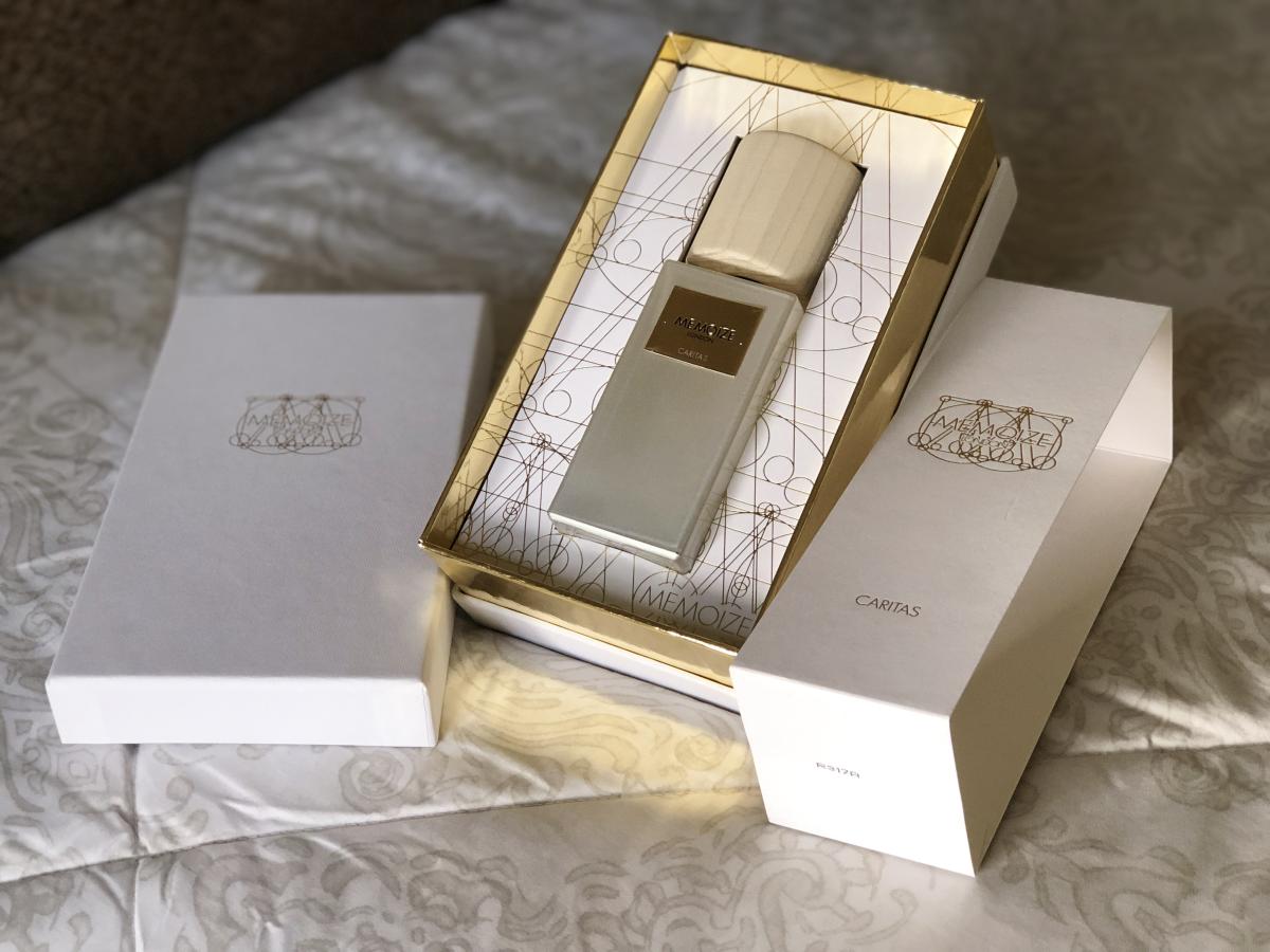 عطر ادکلن کاری‌تاس مموایز لاندن - Caritas Memoize London - بررسی، قیمت و خرید