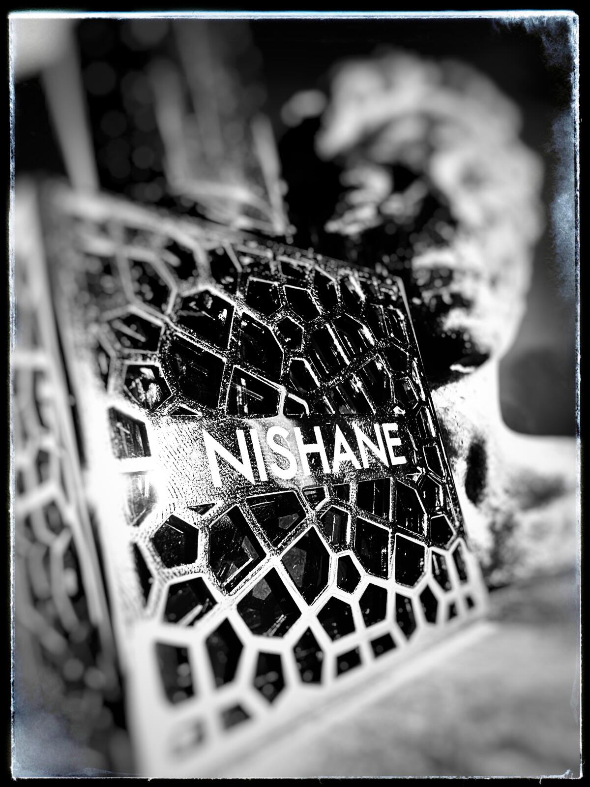 عطر ادکلن شم نیشانه - Shem Nishane - بررسی، قیمت و خرید